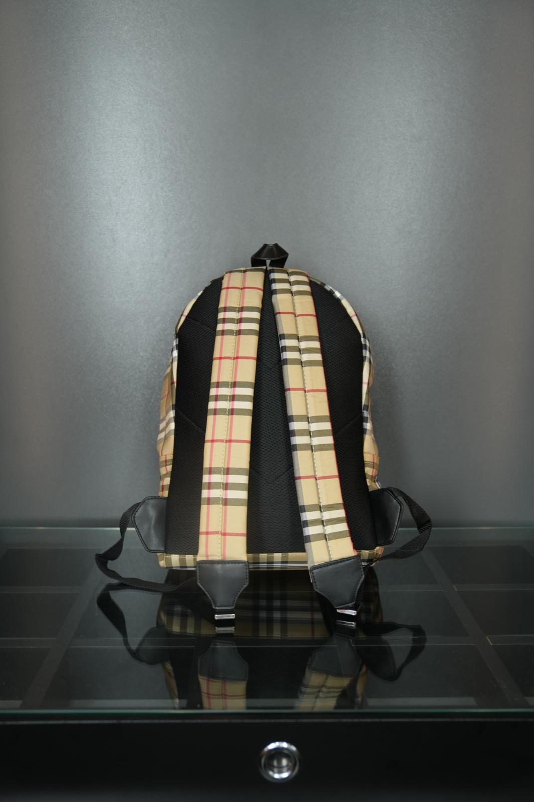 Burberry çanta