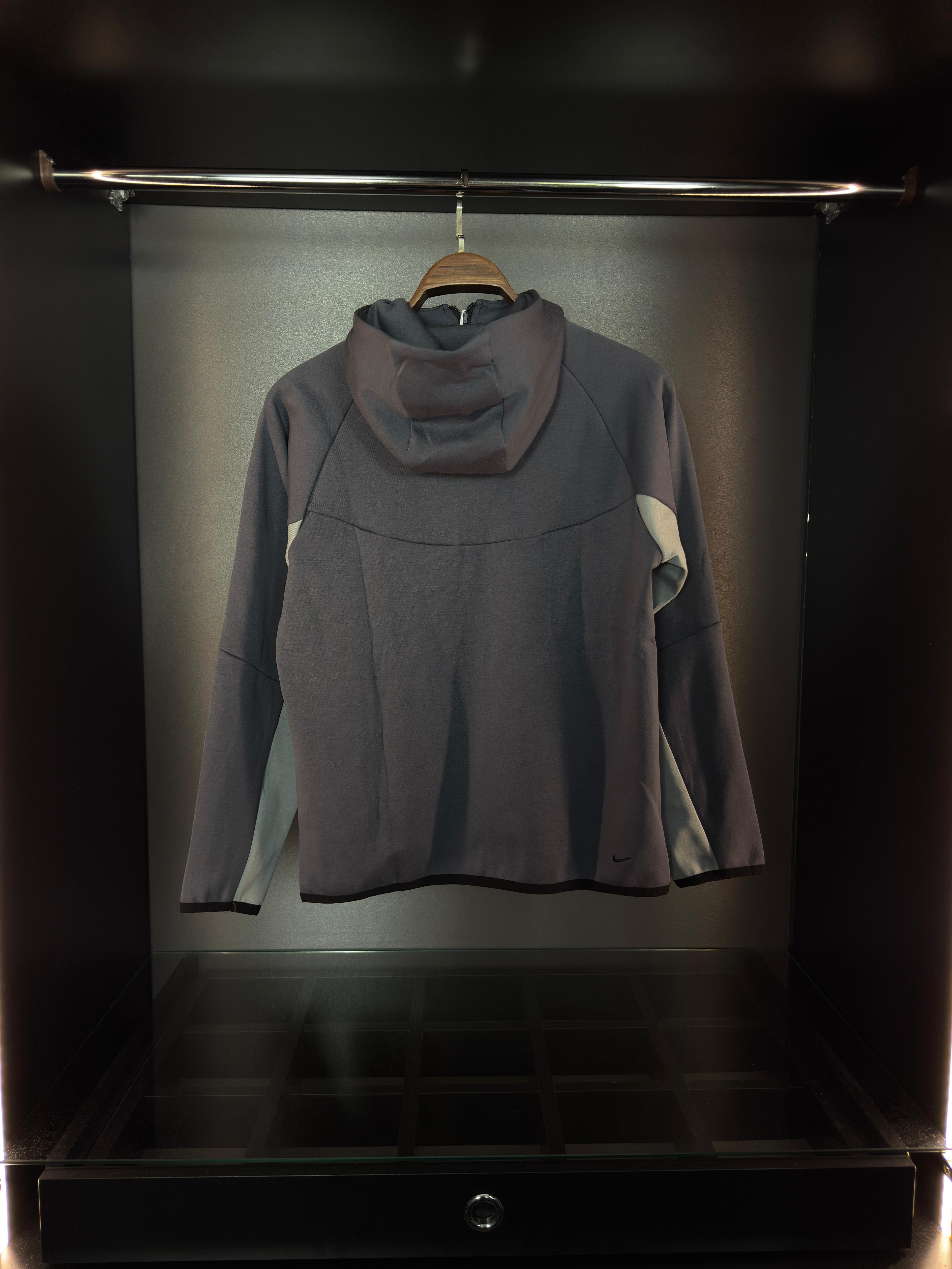 Nike tech fleece takım