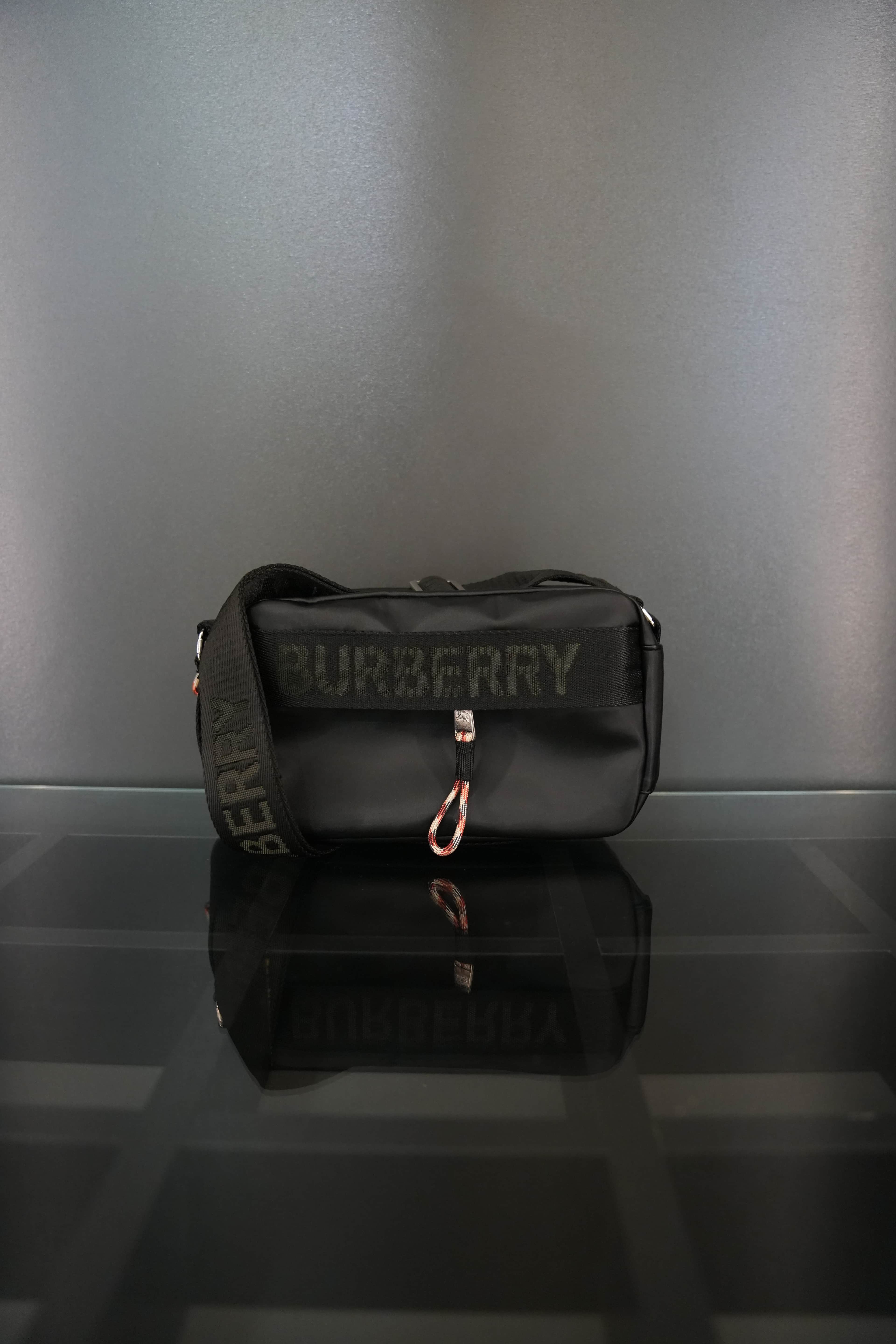 Burberry çanta