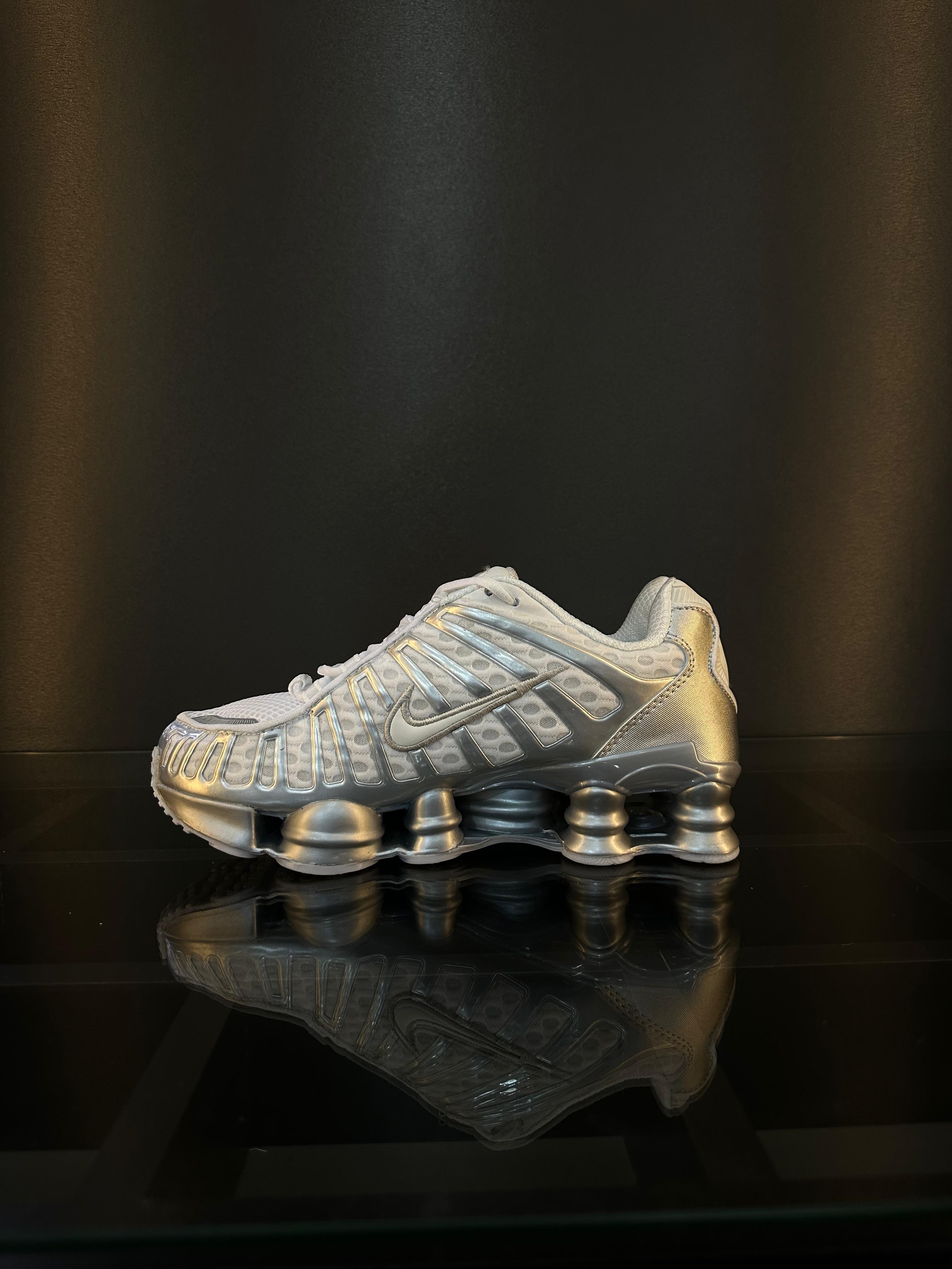 Nike shox TL