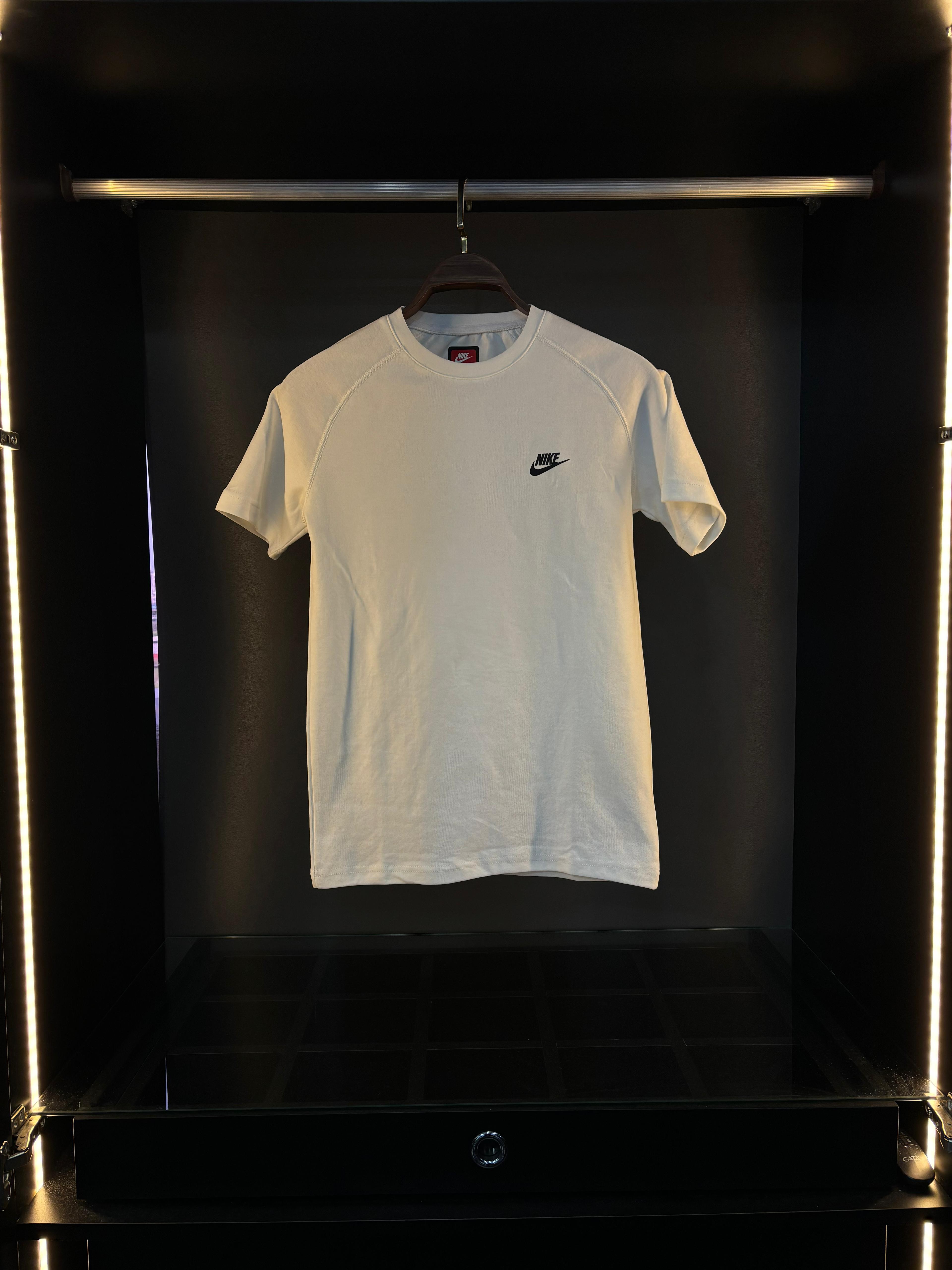 Nike takım