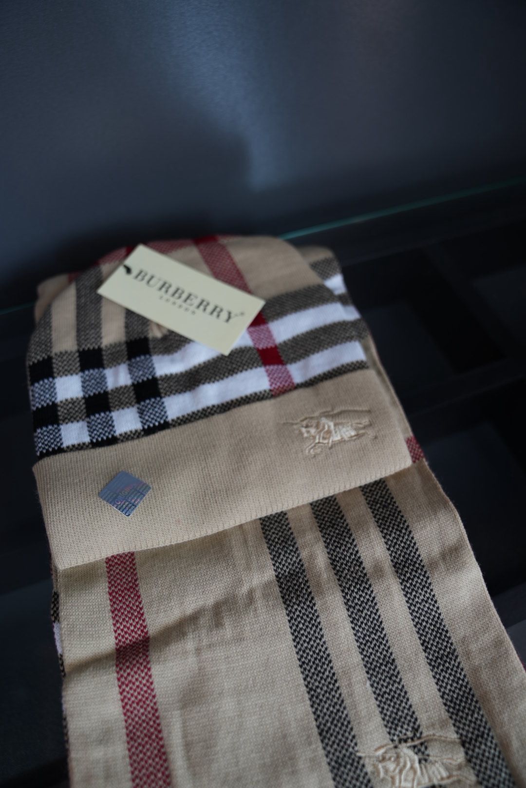 Burberry bere atkı takım