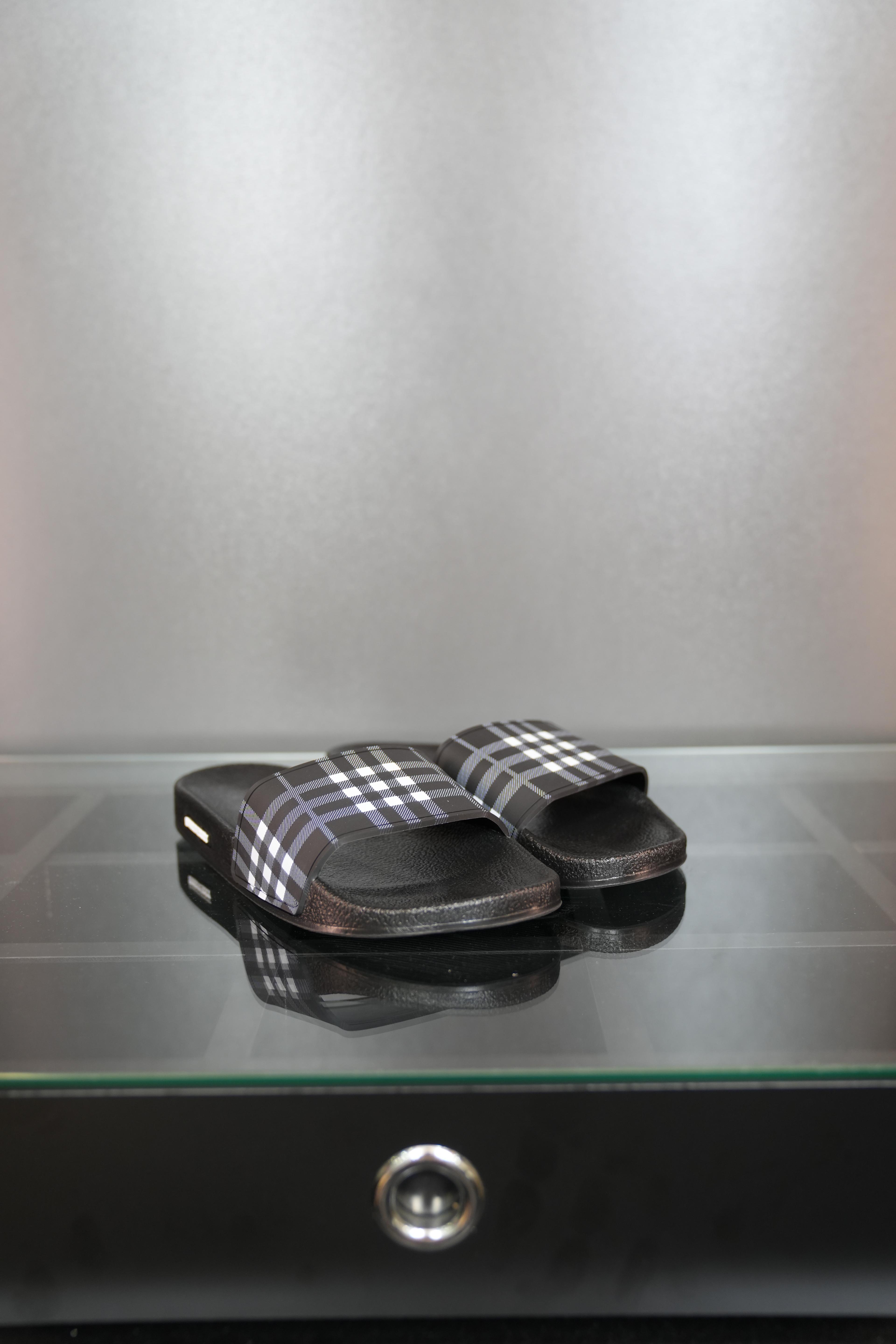 Burberry terlik