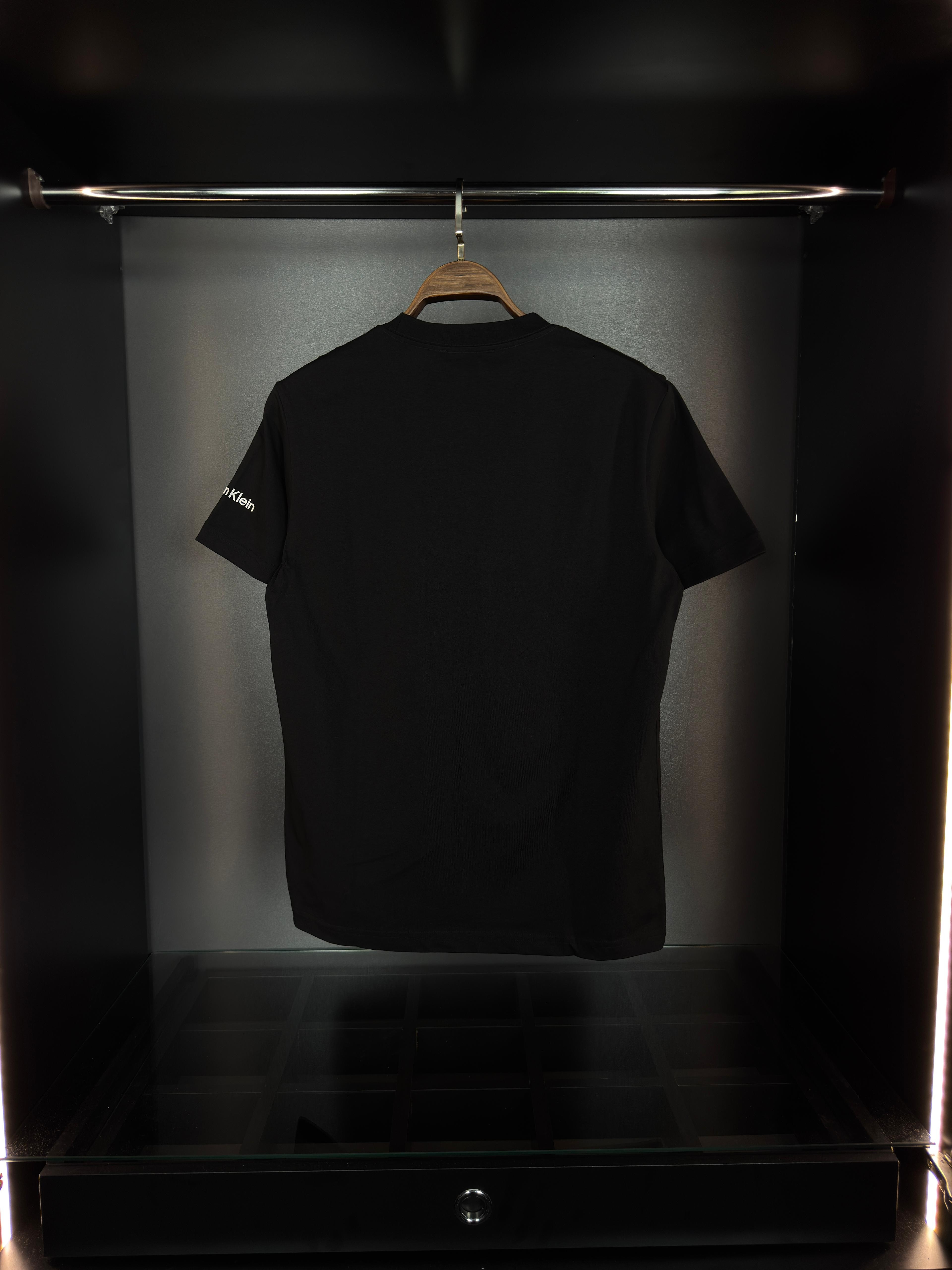 Calvin klein tişört