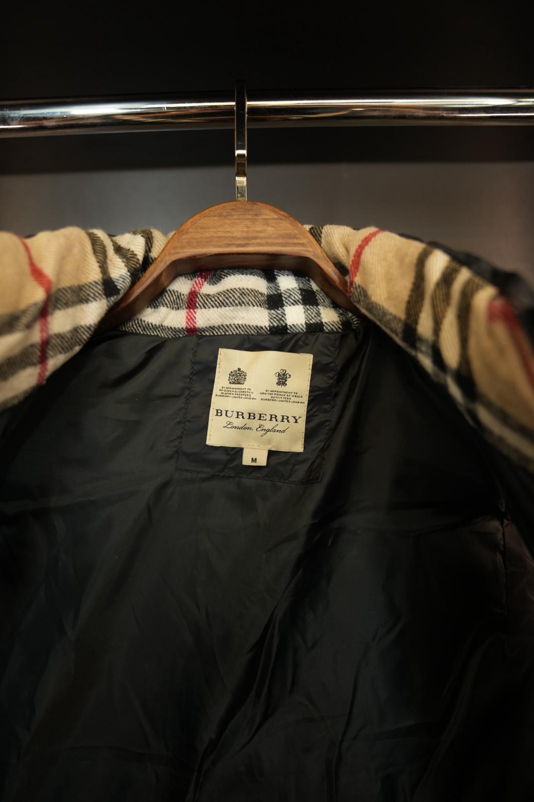 Burberry yelek