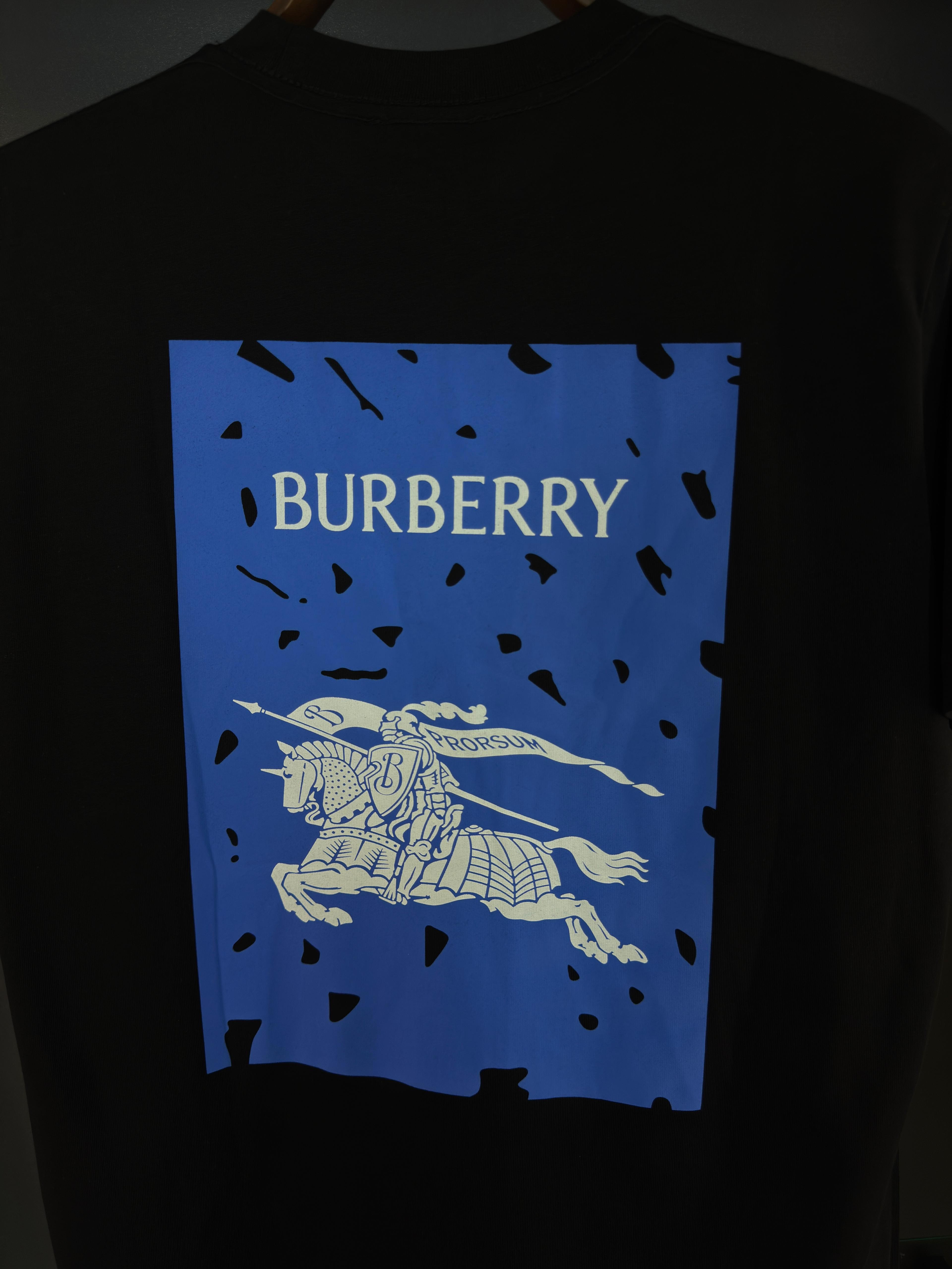 Burberry tişört