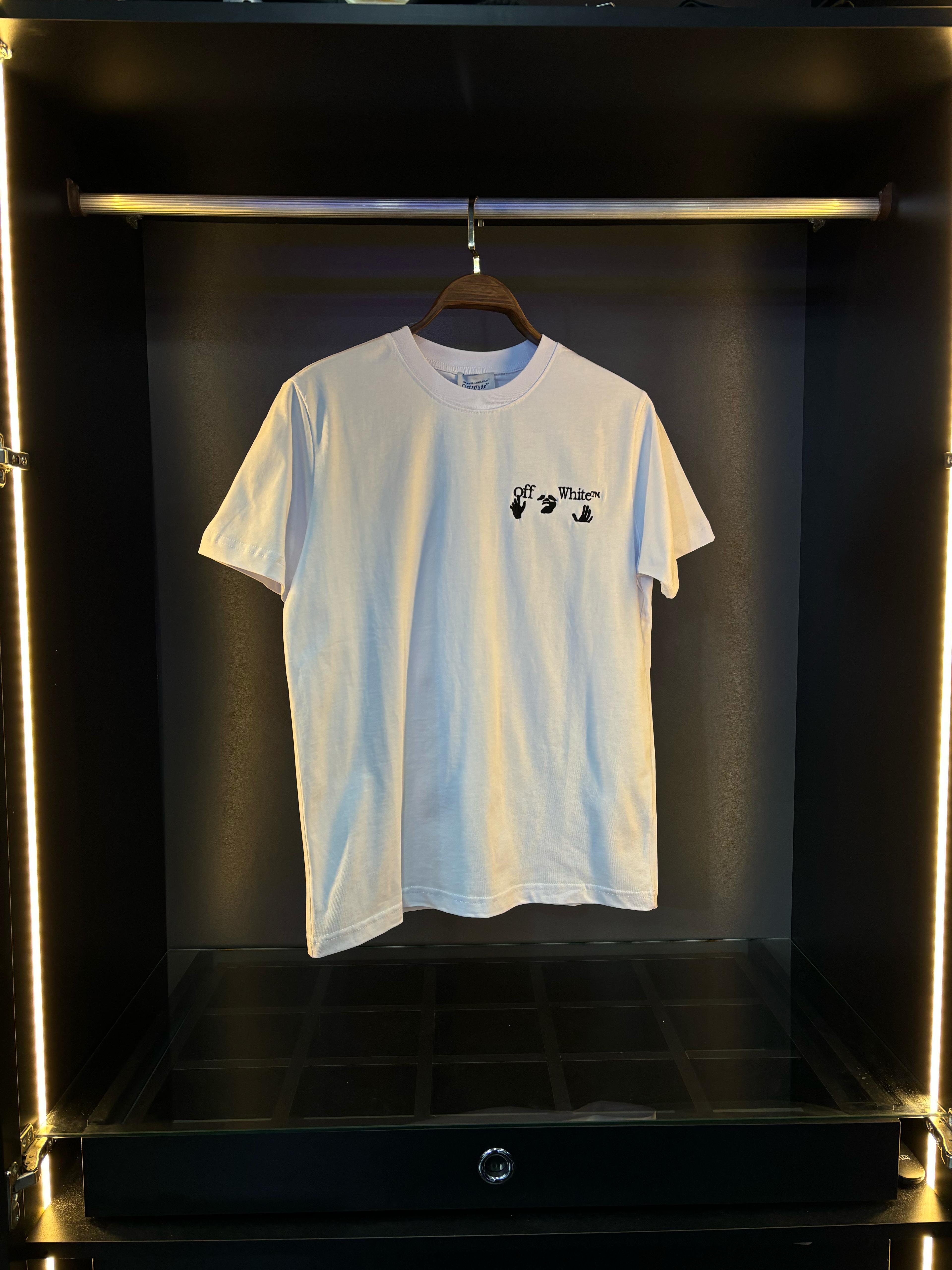 Off white tişört