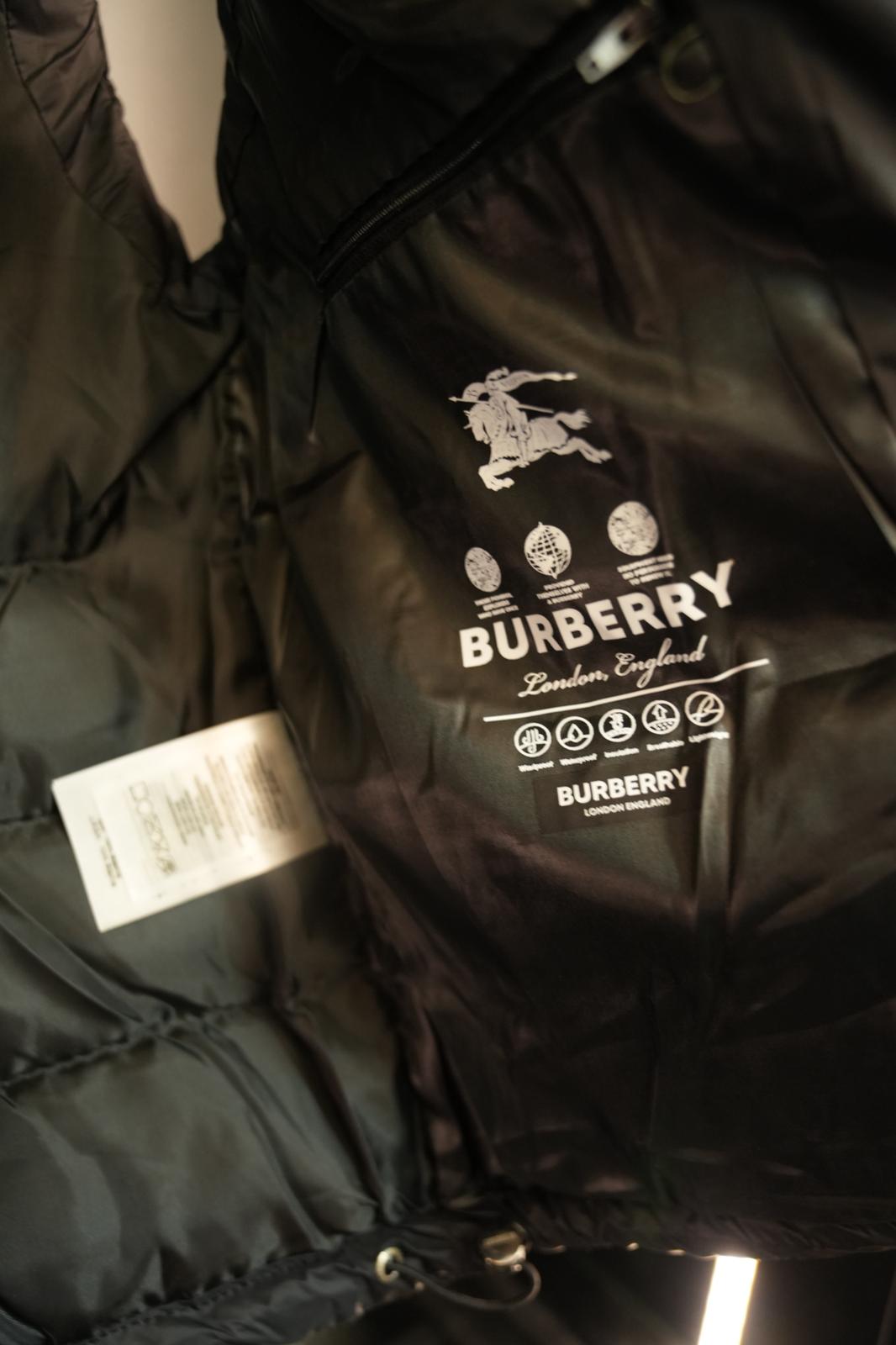 Burberry yelek