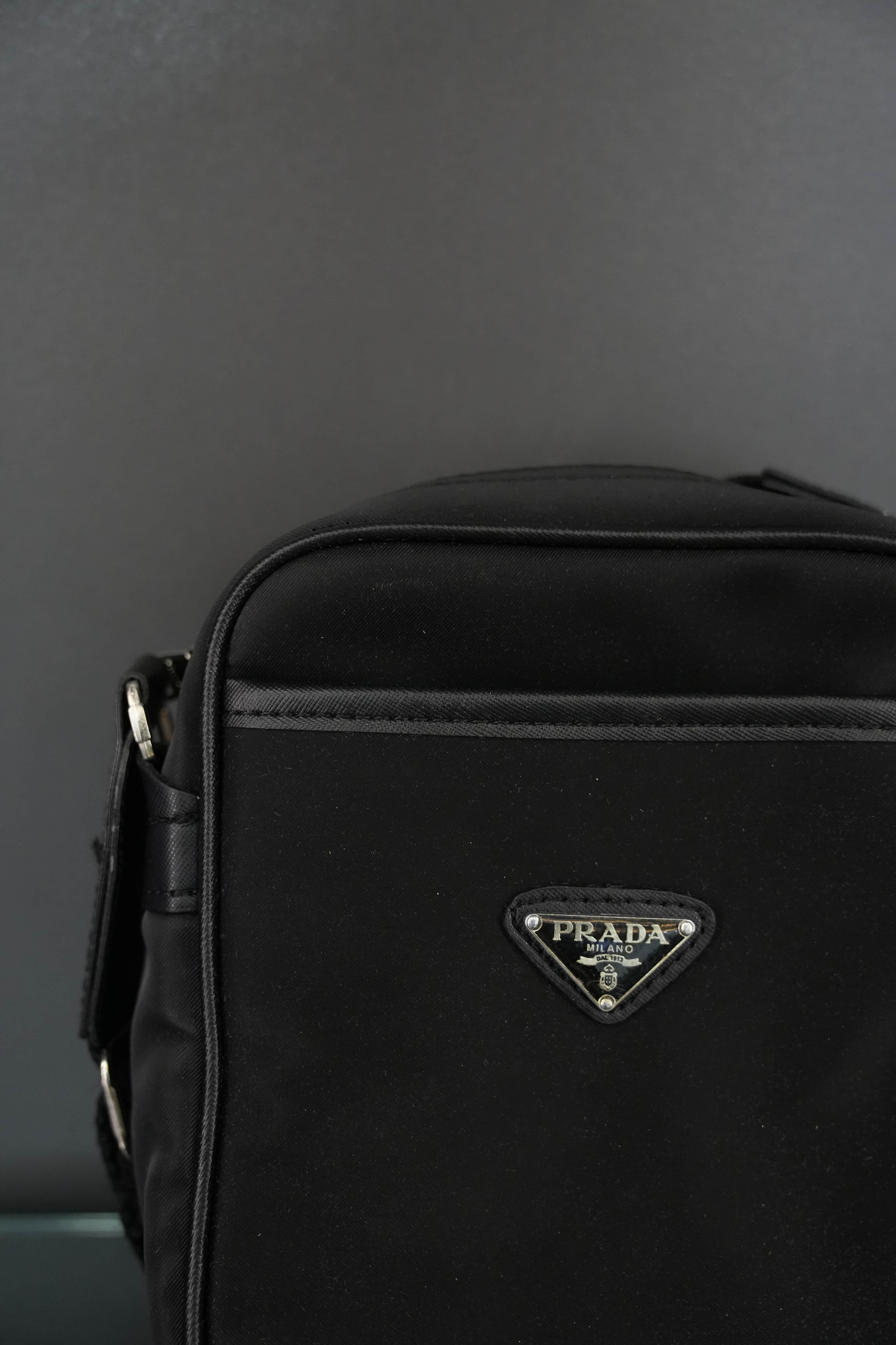 Prada çanta