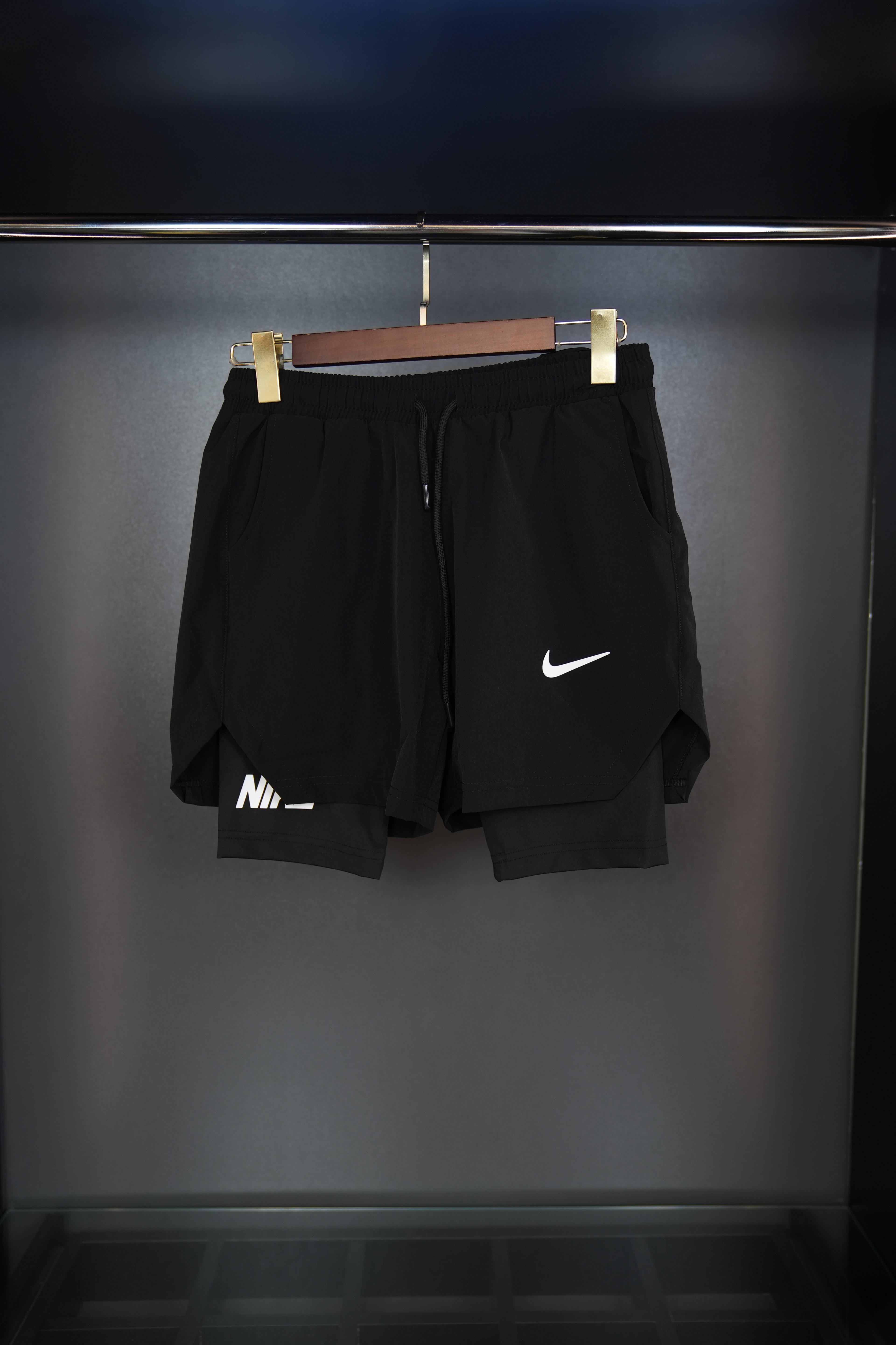 Nike şort