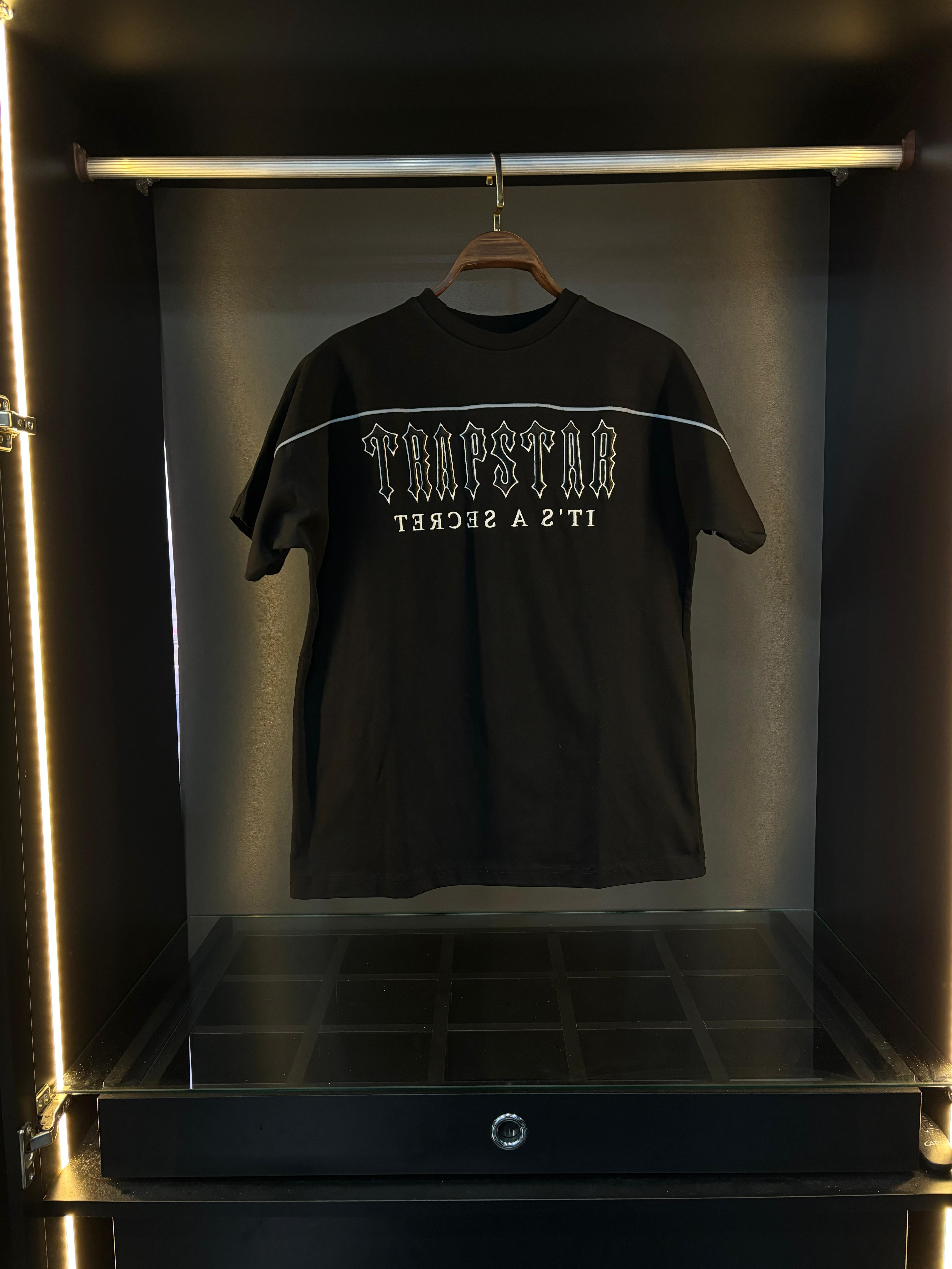 Trapstar takım