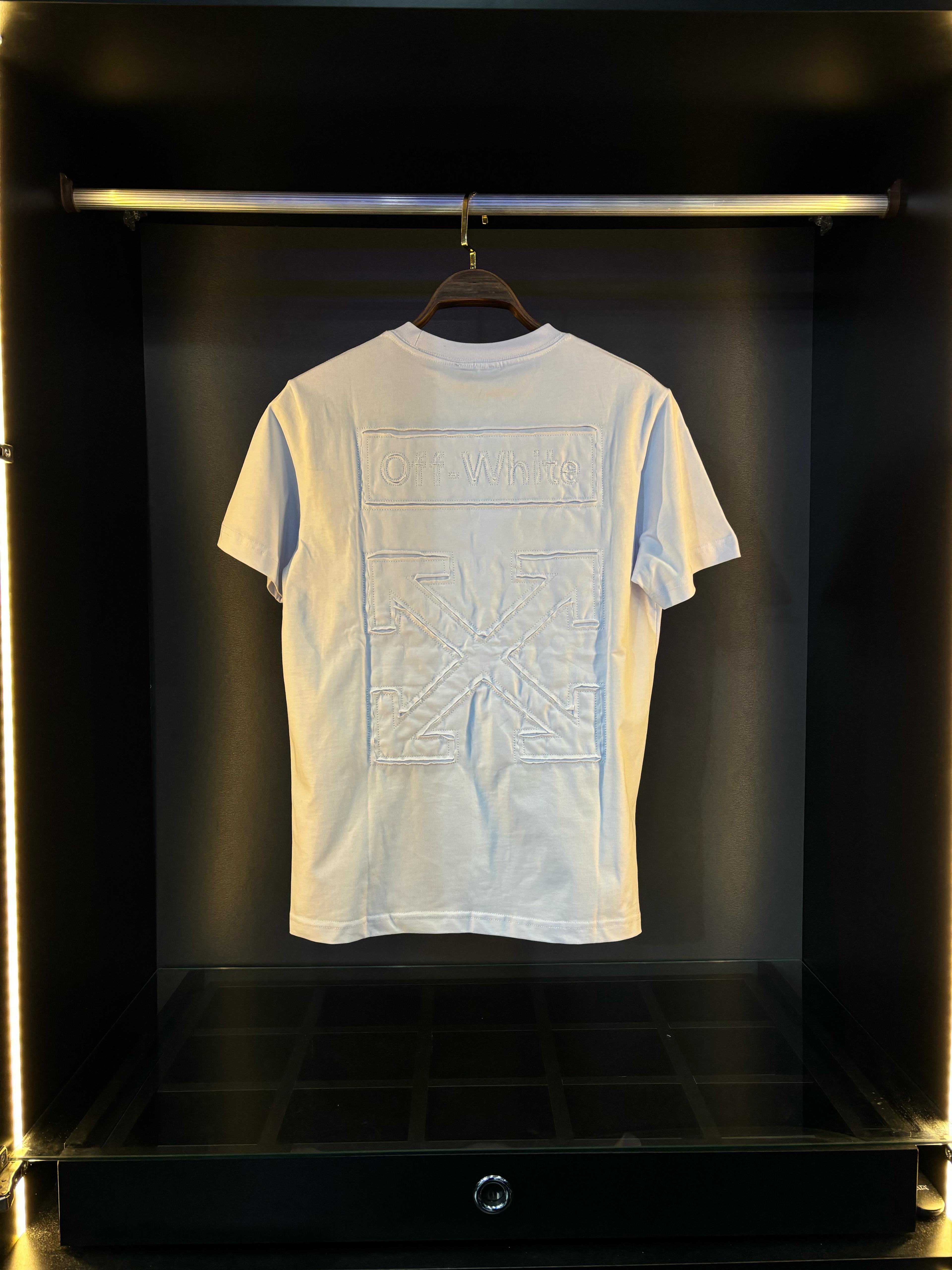 Off white tişört