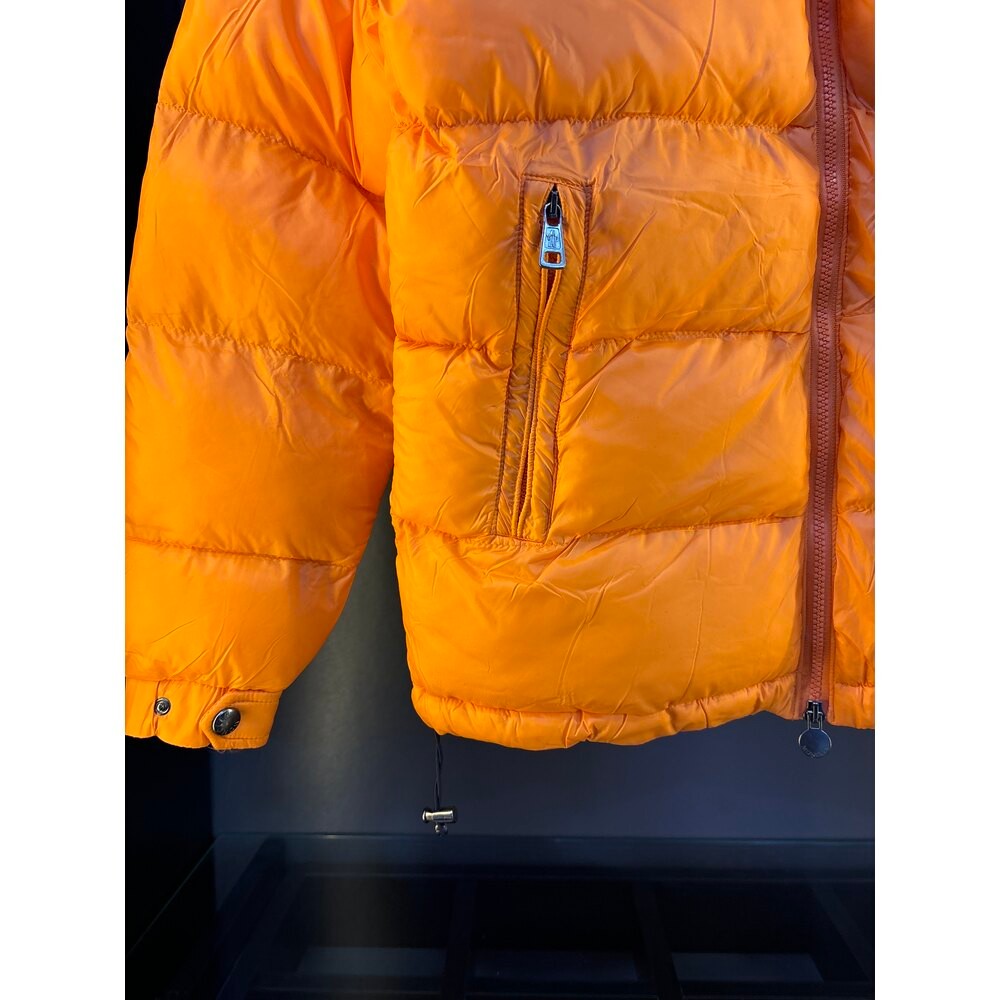 Moncler turuncu maya mont