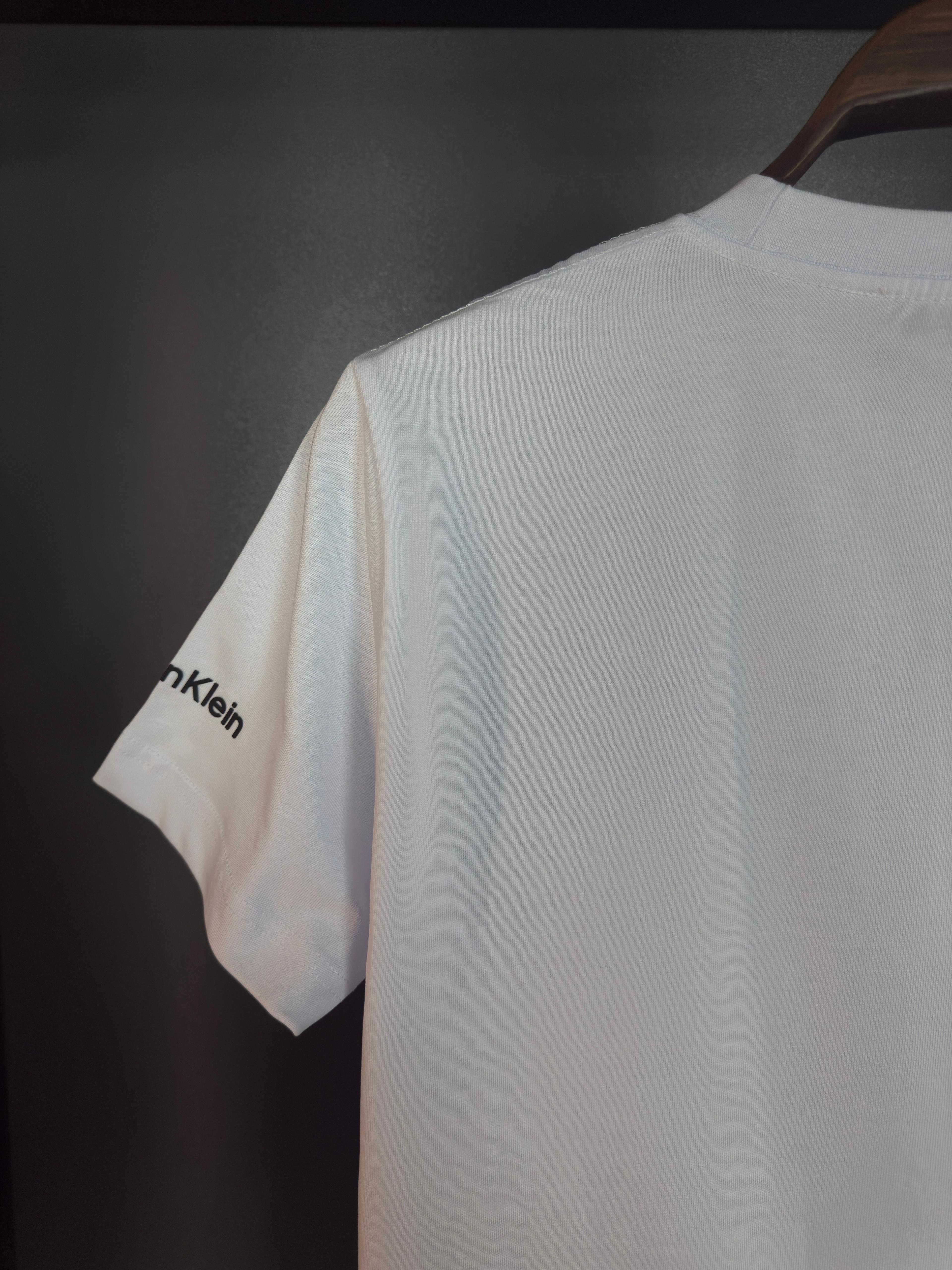 Calvin klein tişört