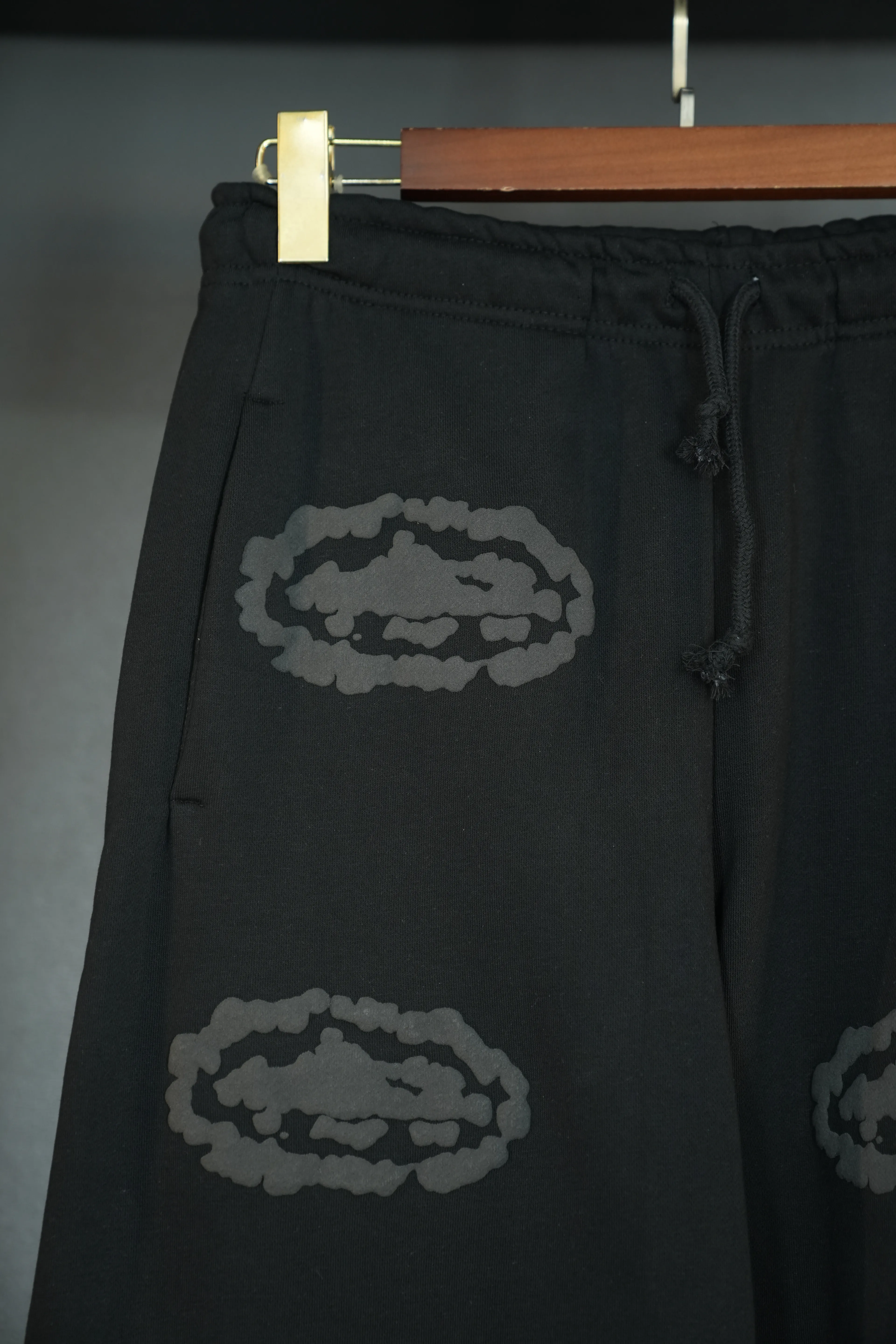 Corteiz x denim tears eşofman takımı