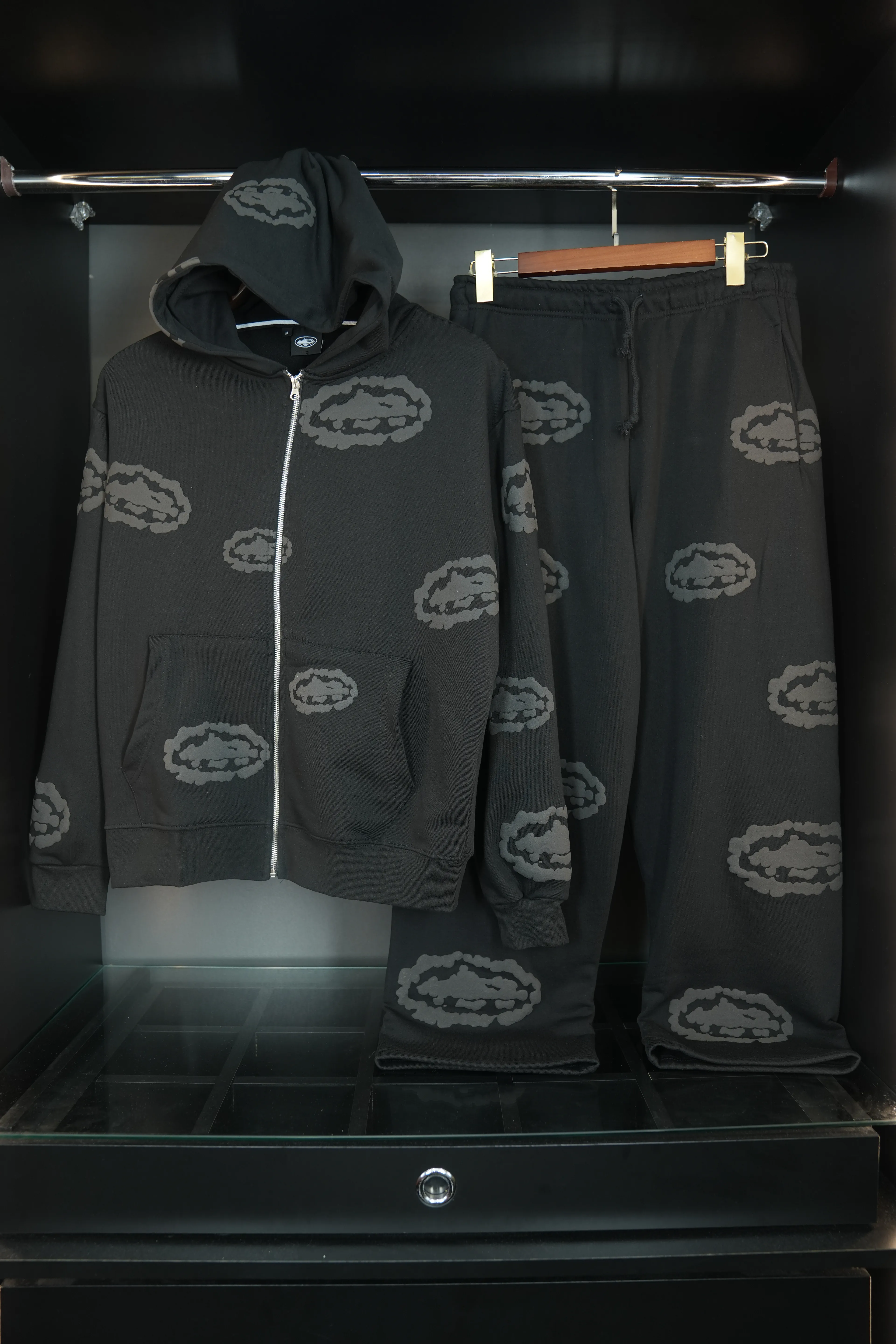 Corteiz x denim tears eşofman takımı