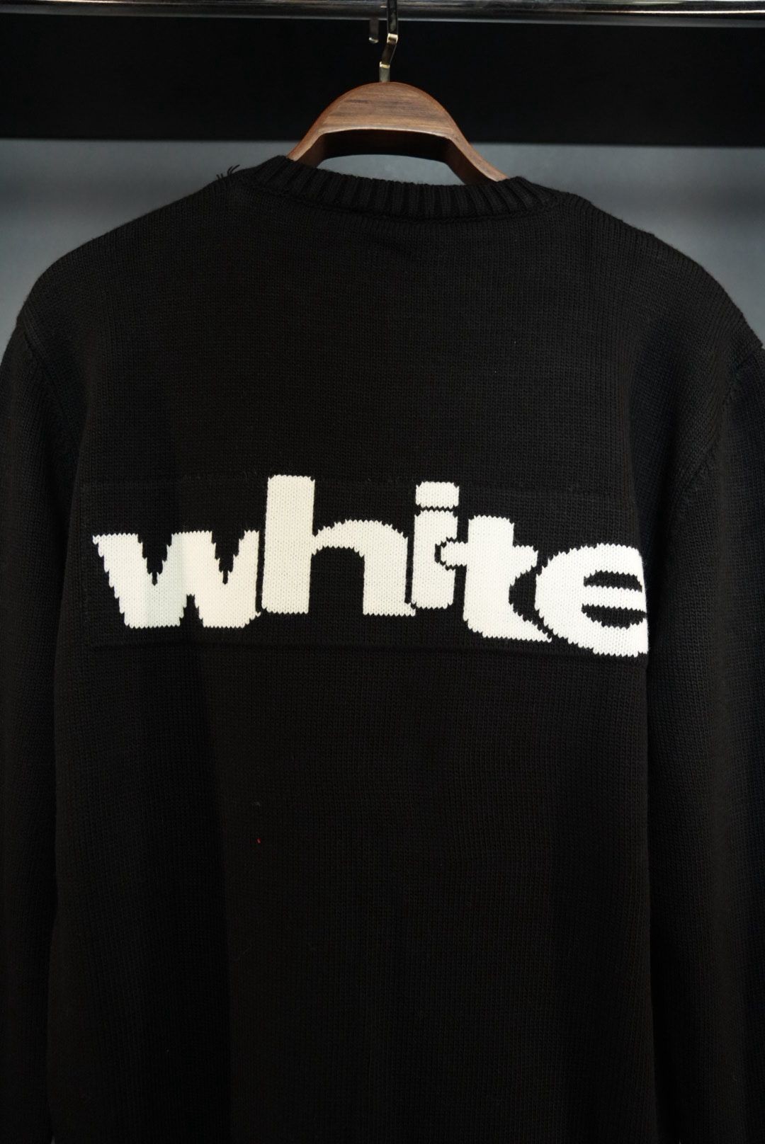 Off white kazak