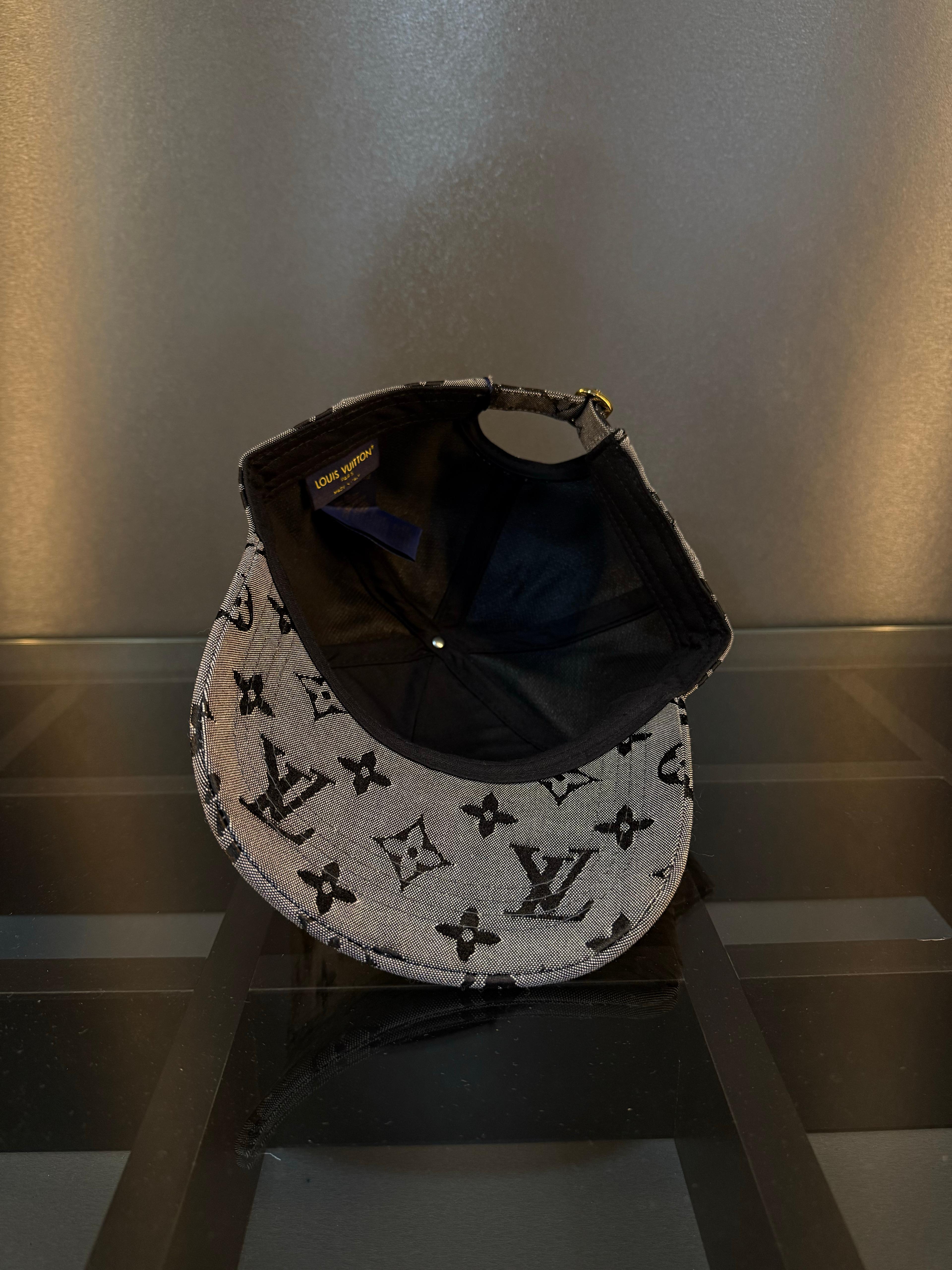 Louis vuitton şapka