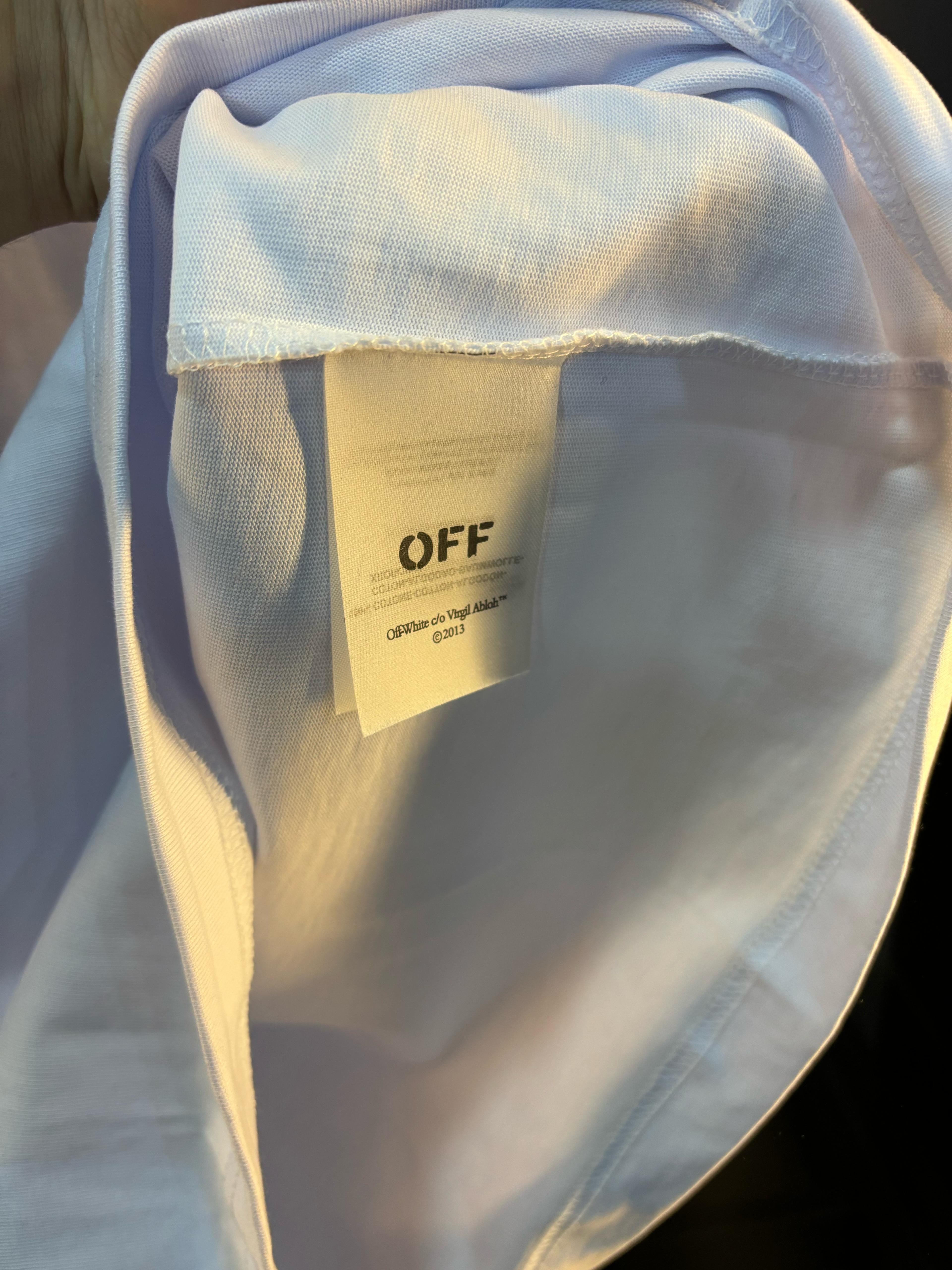 Off white tişört