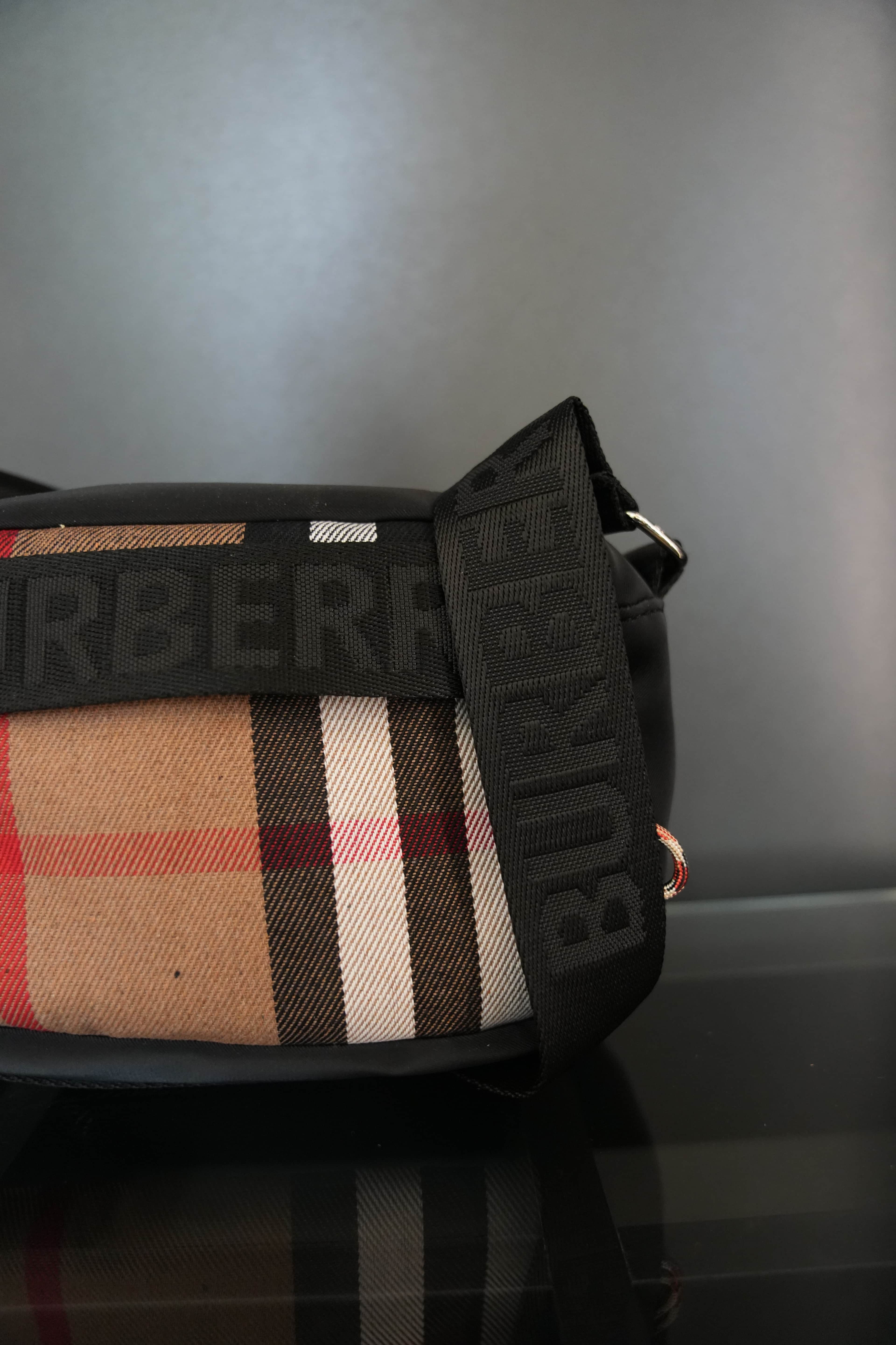 Burberry çanta