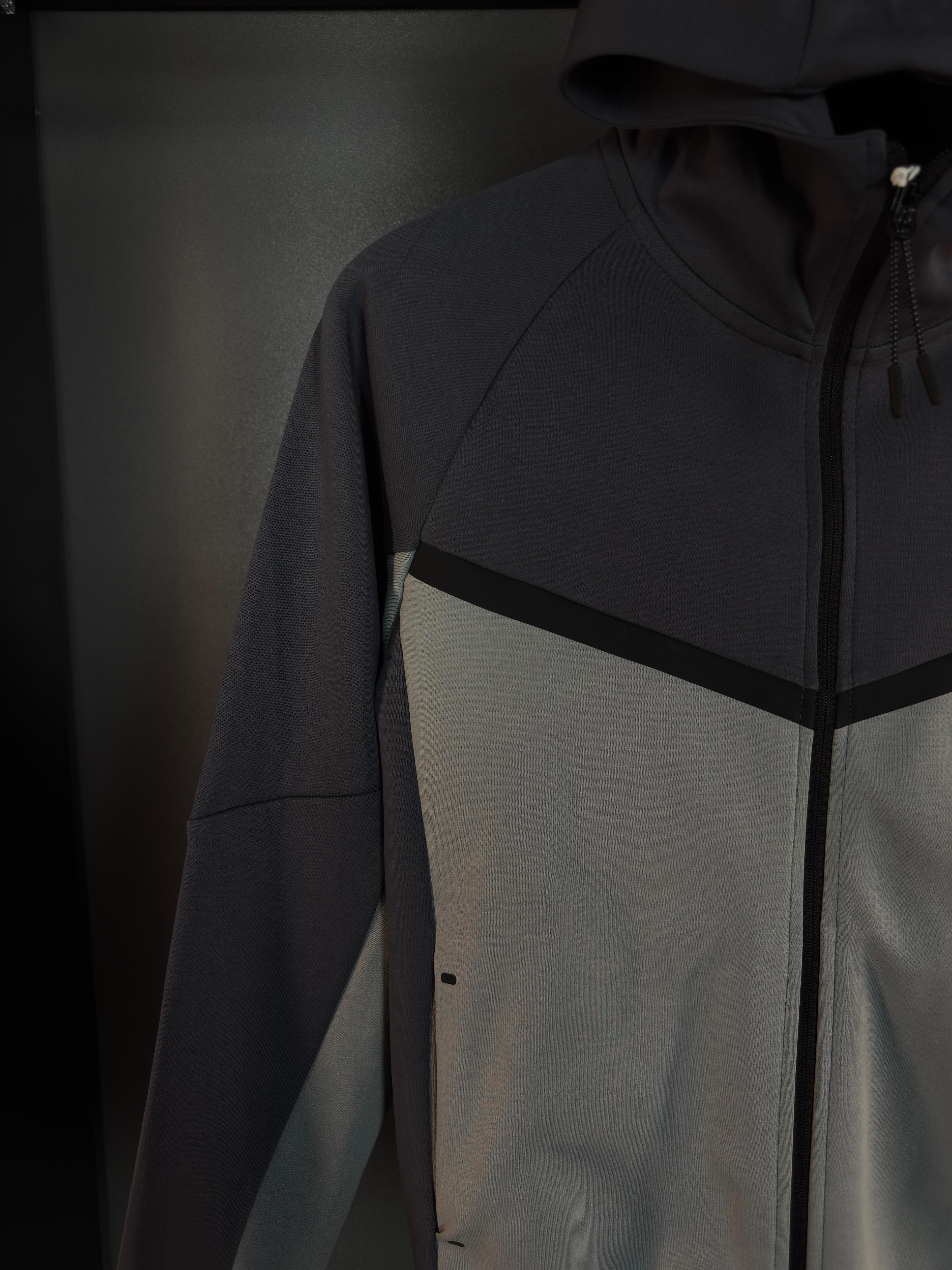 Nike tech fleece takım