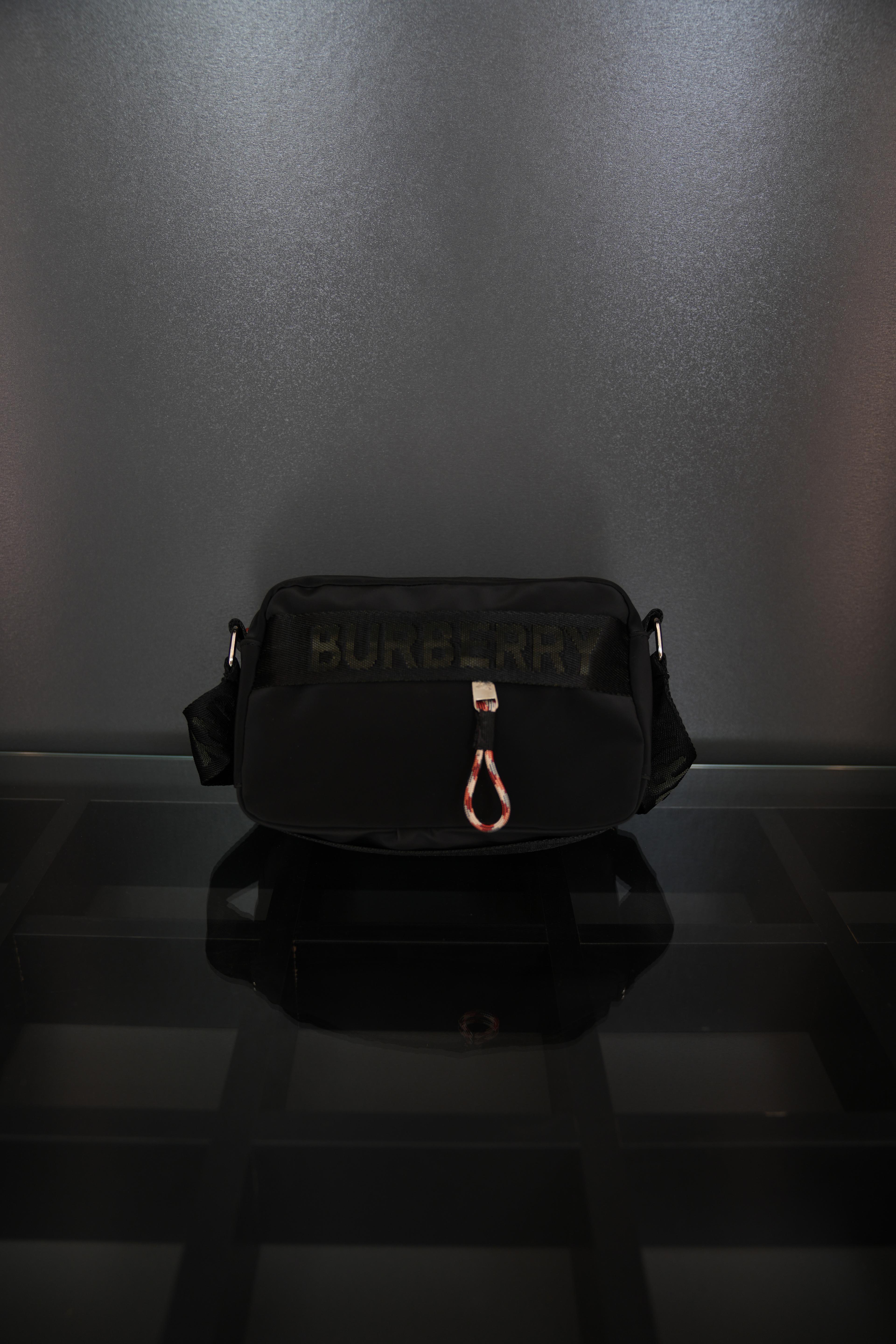 Burberry çanta