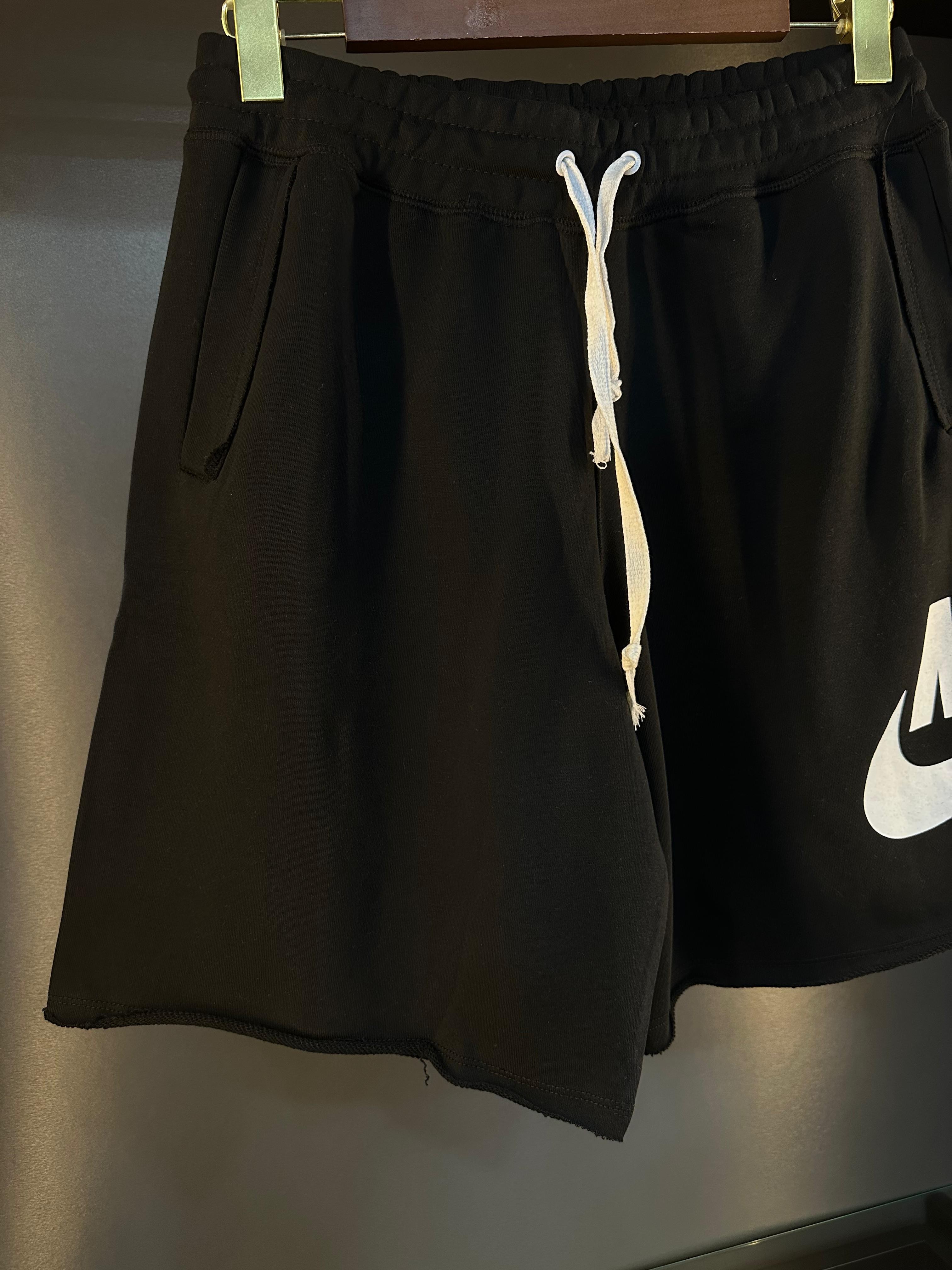 Nike şort