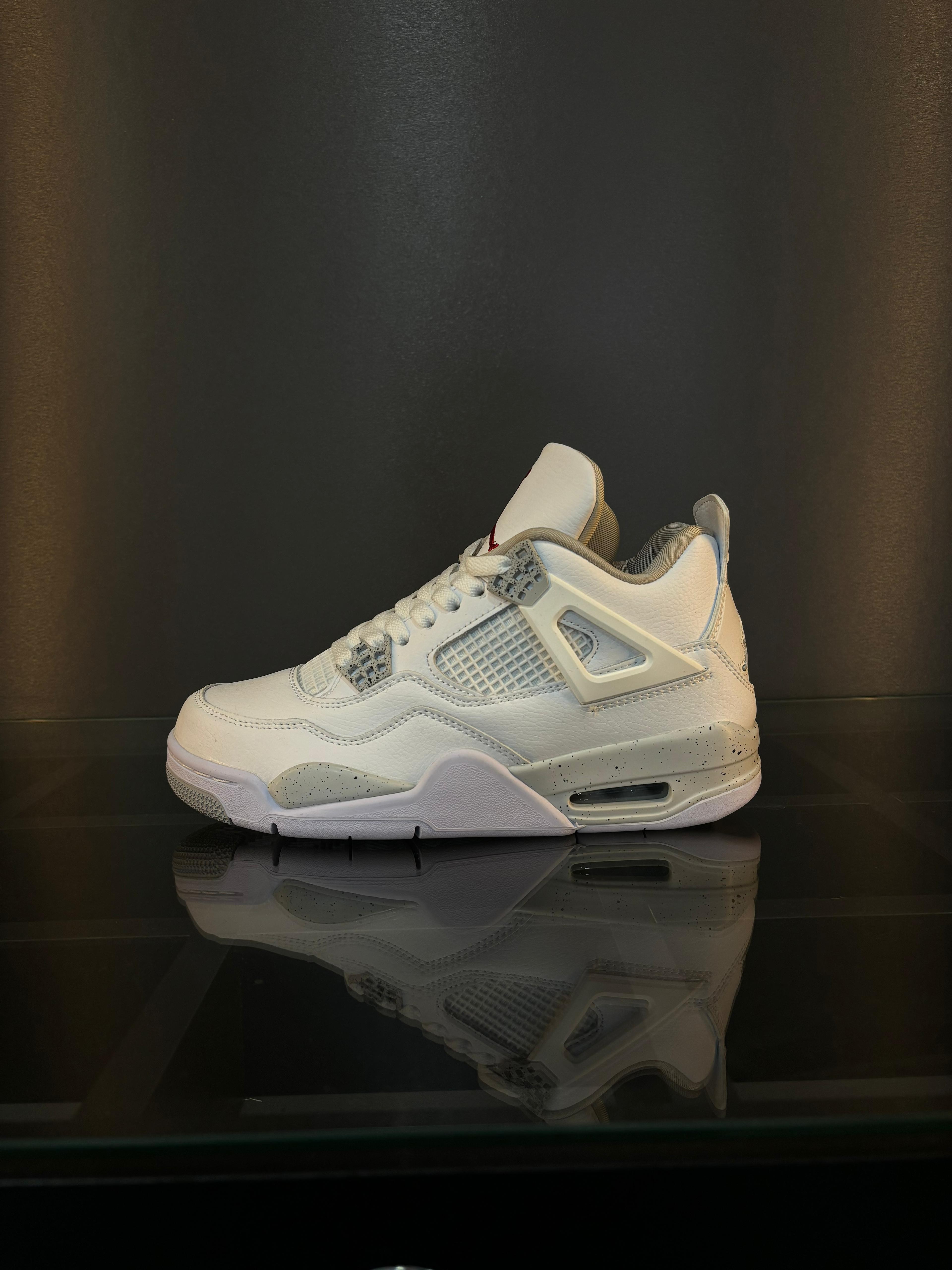 nike air jordan 4