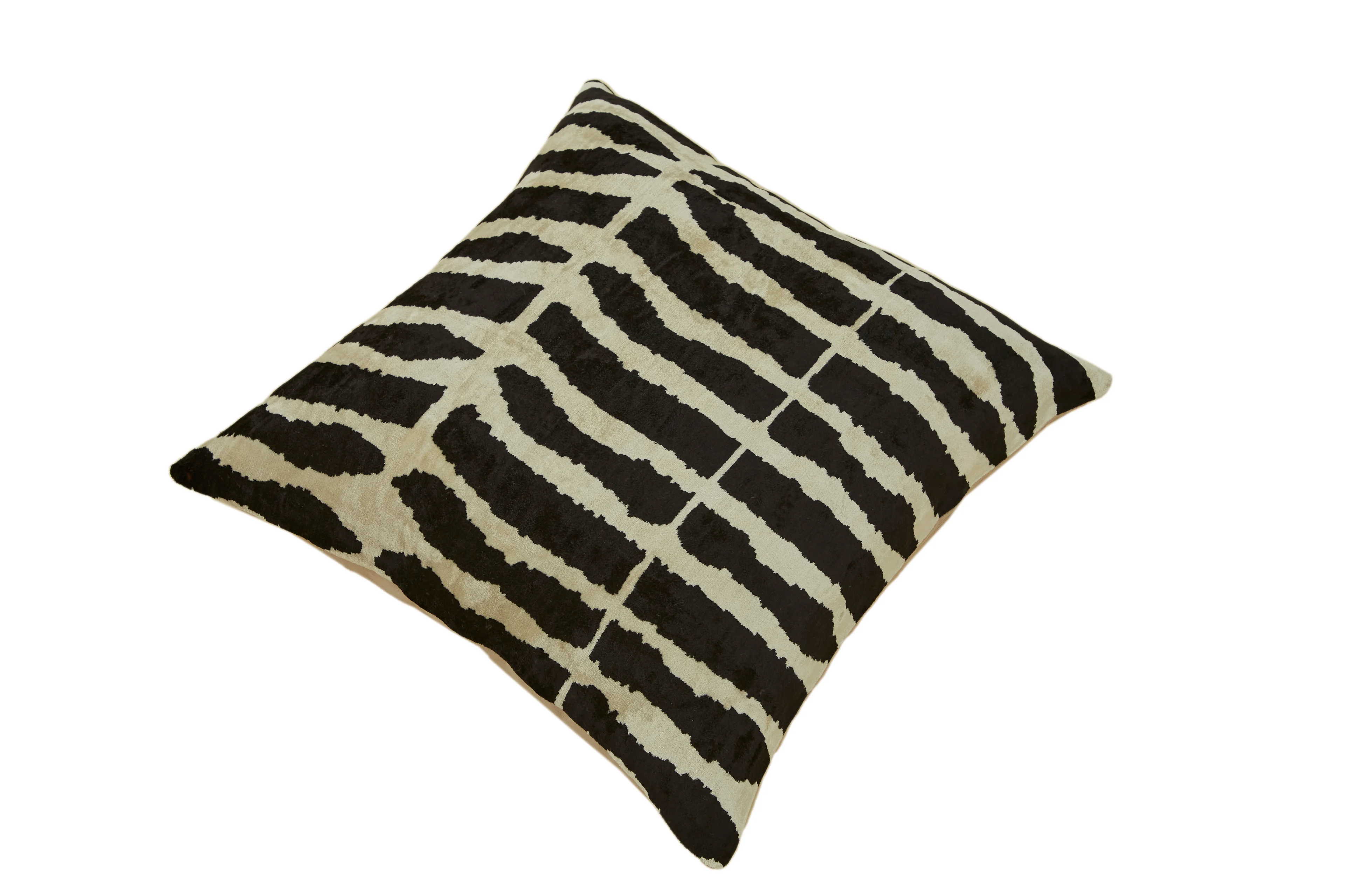 Ikat Kadife Zebra Desenli Kırlent