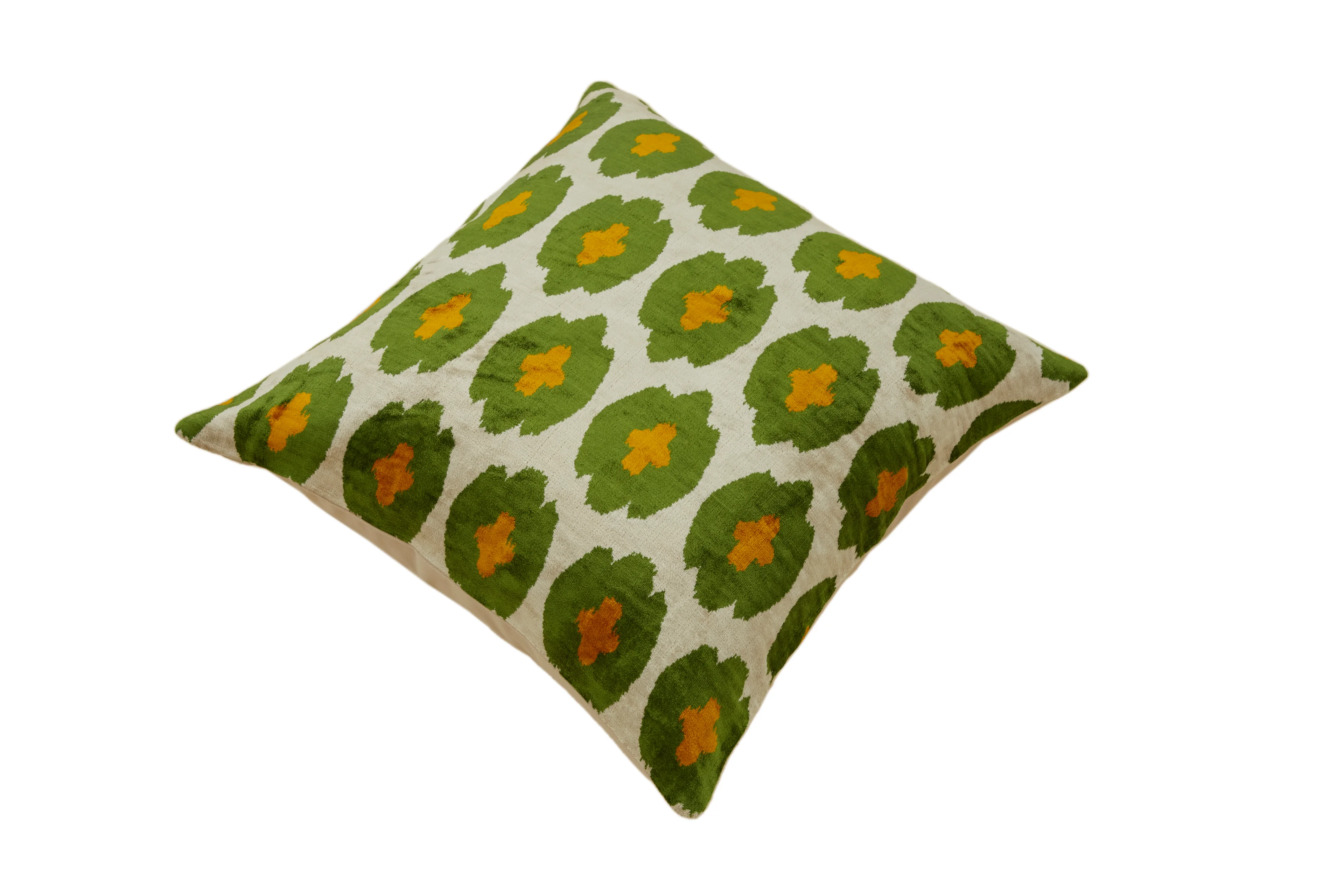 Stilize Yonca Desenli Dekoratif Kadife Kırlent Kılıfı