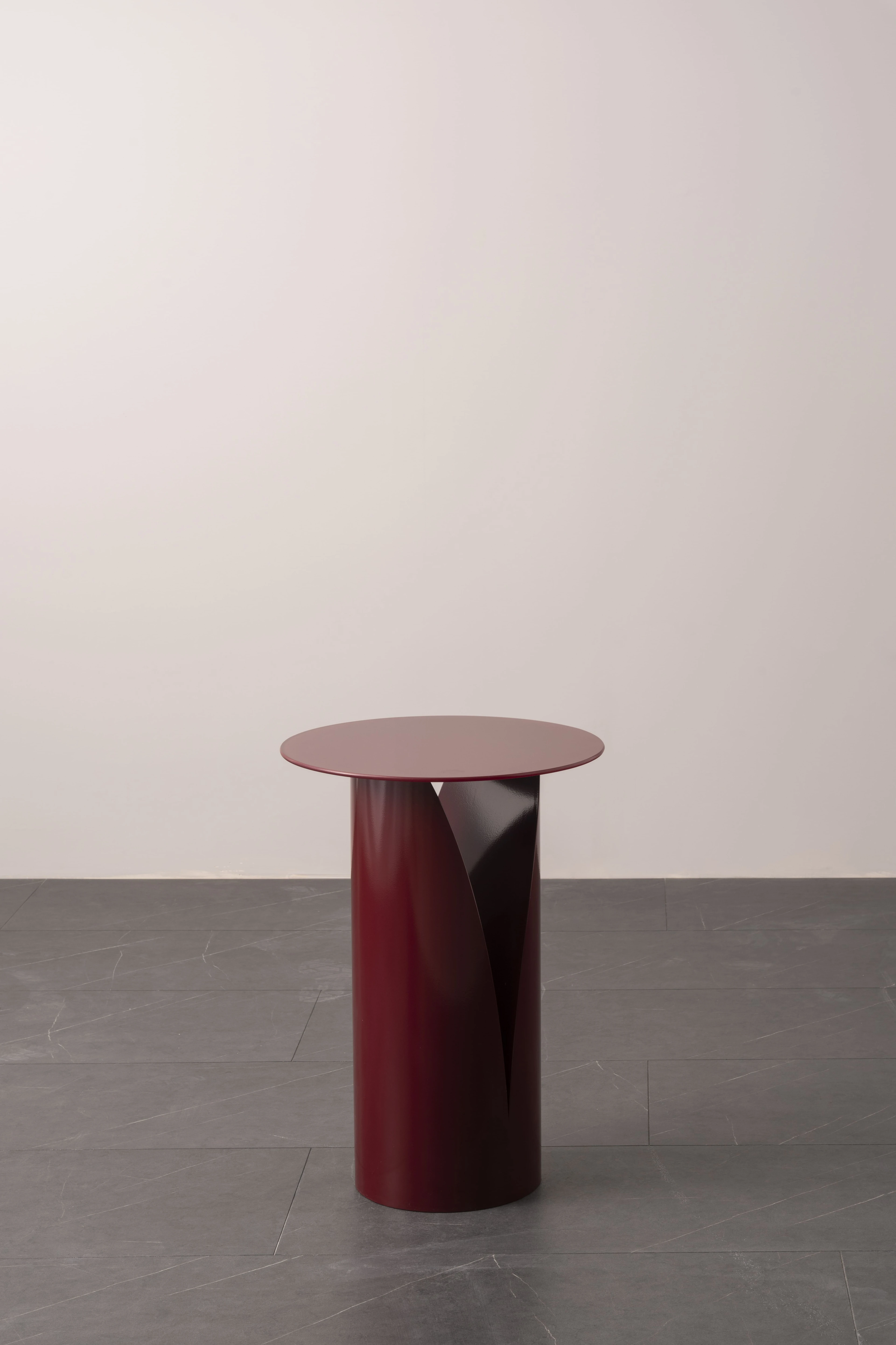 V-Line Metal Silindir Sehpa