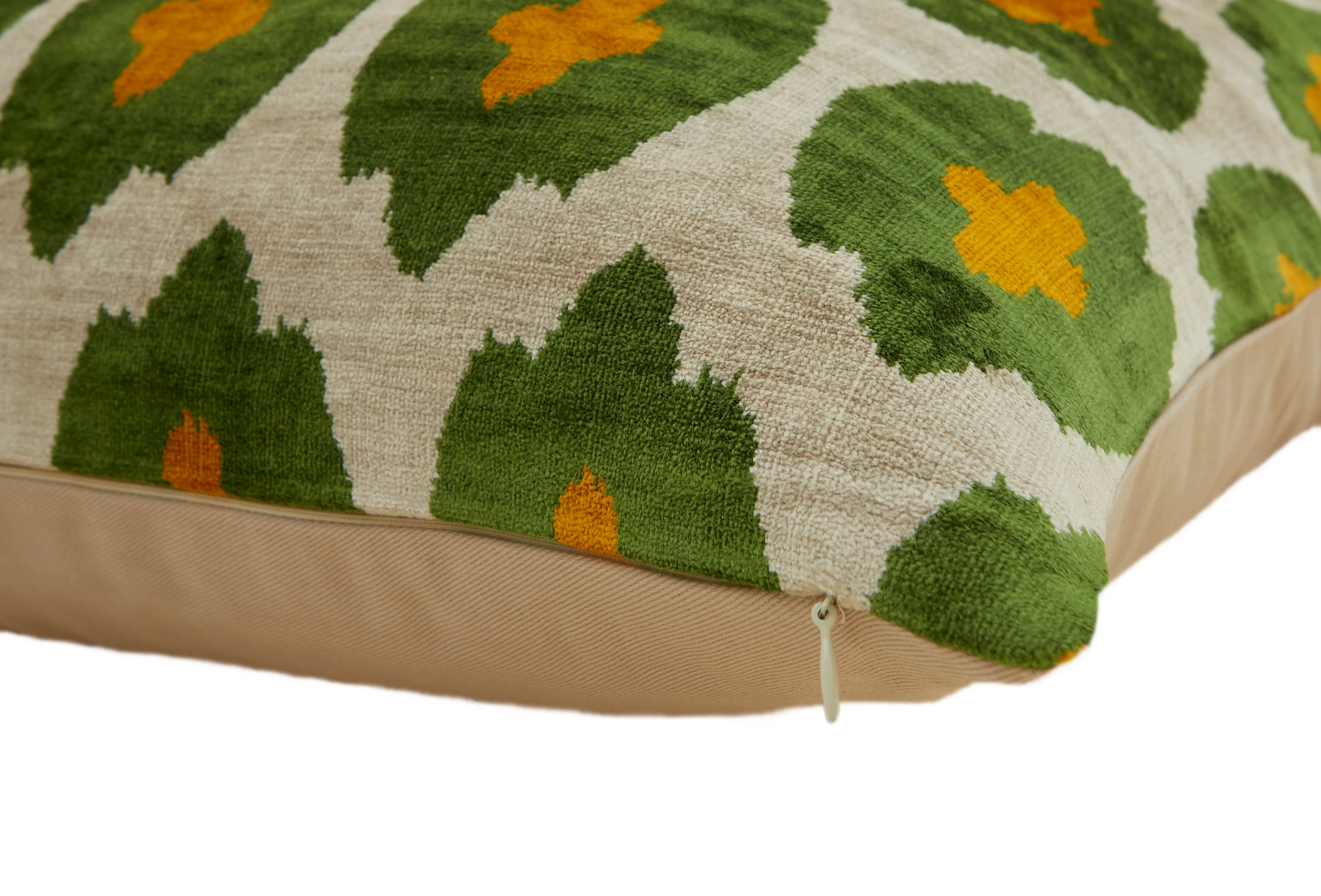 Stilize Yonca Desenli Dekoratif Kadife Kırlent Kılıfı