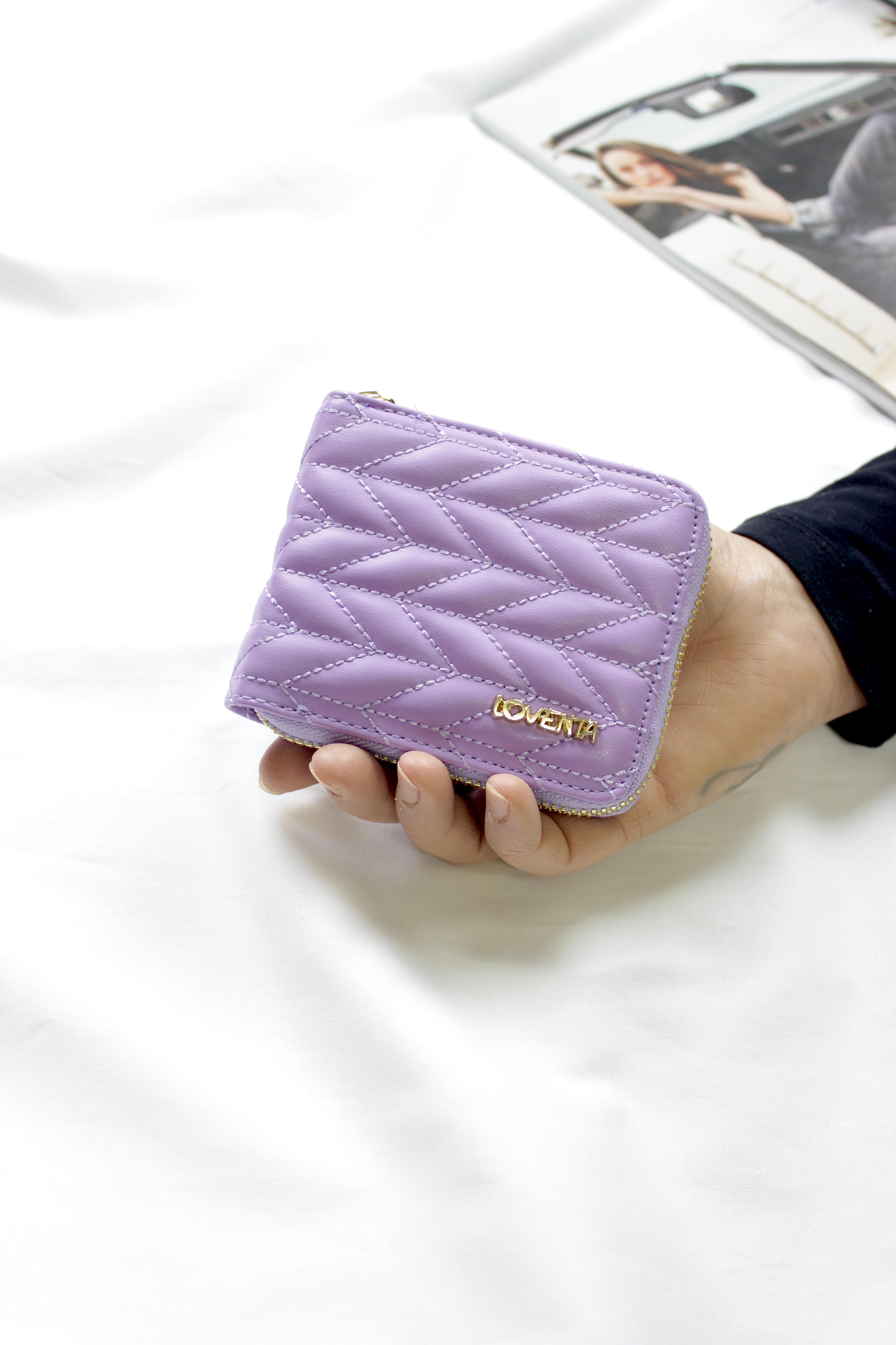 Embroidered Zippered Wallet Beleni