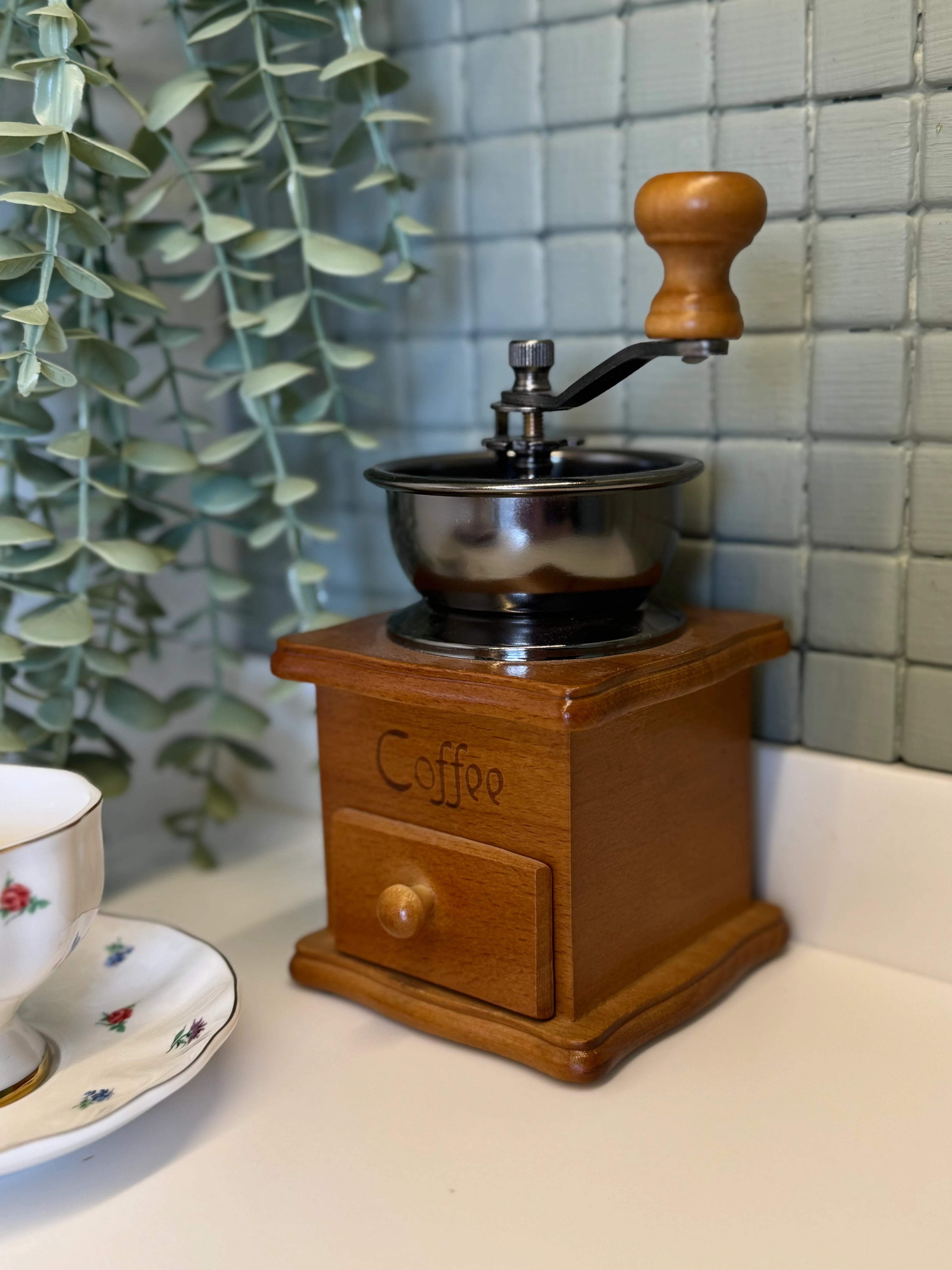 Vintage Ahşap Kahve Değirmeni