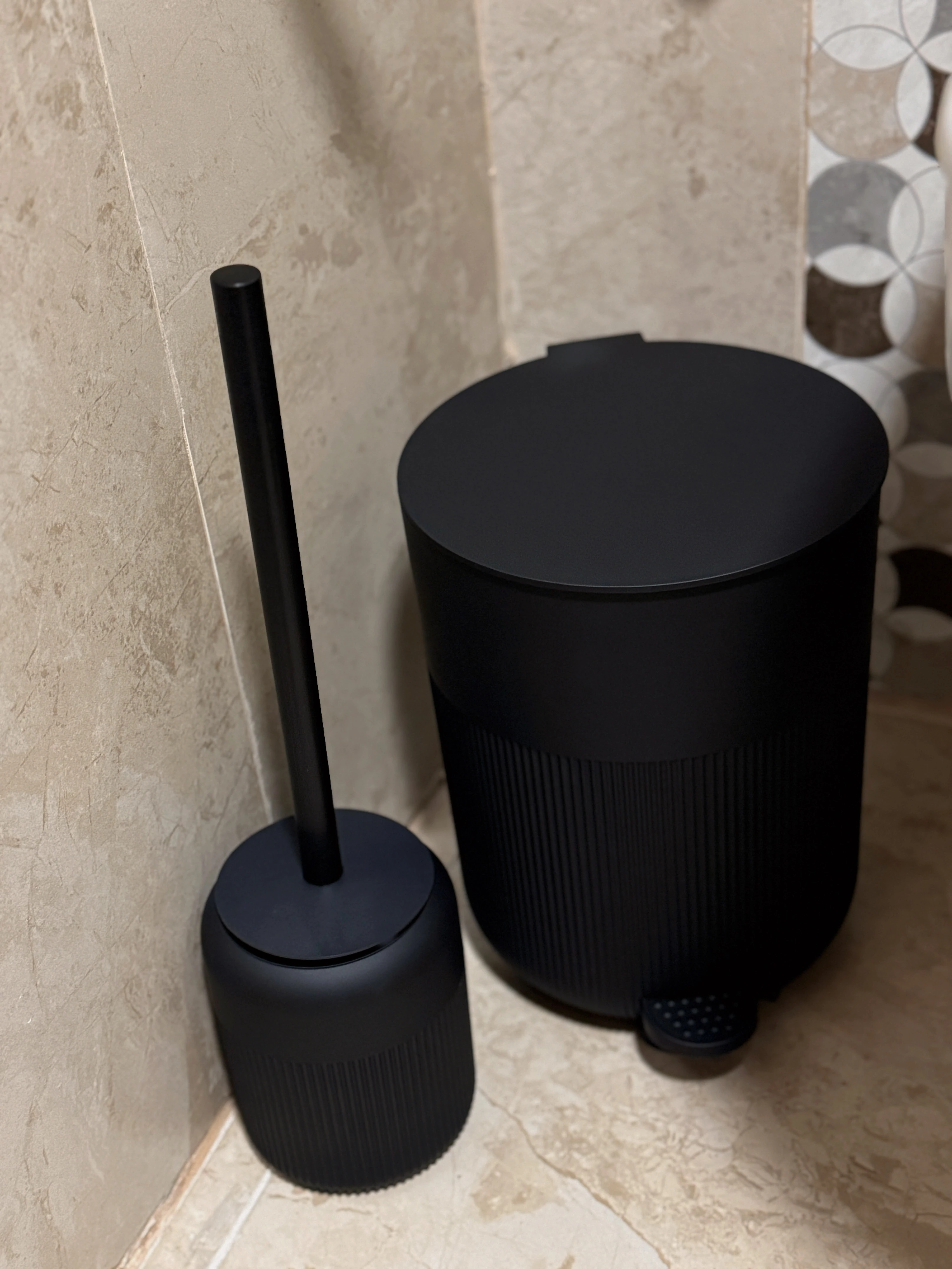 Urban Matte 5’li Banyo Seti Siyah