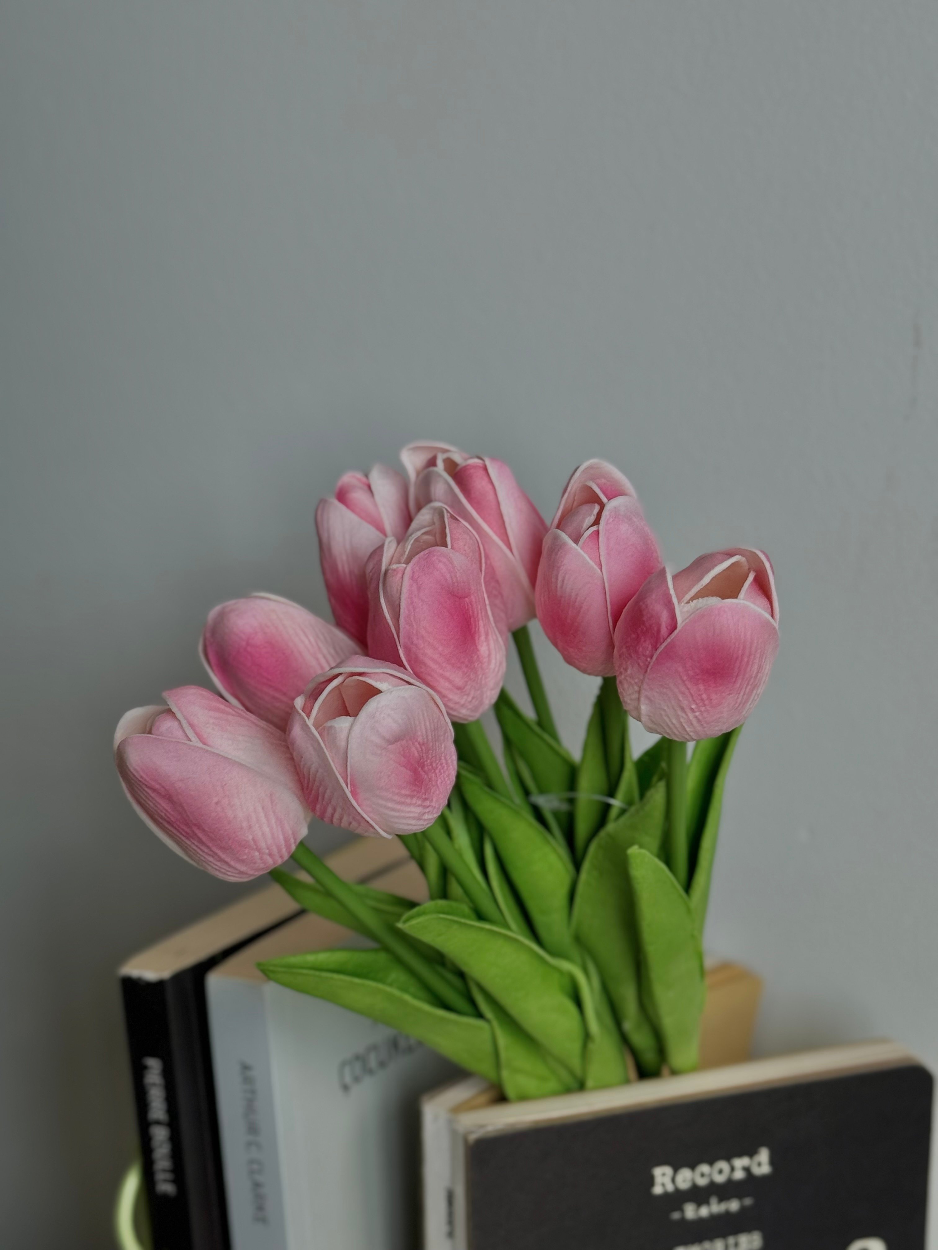 Dekoratif Islak Lale Buketi Pembe