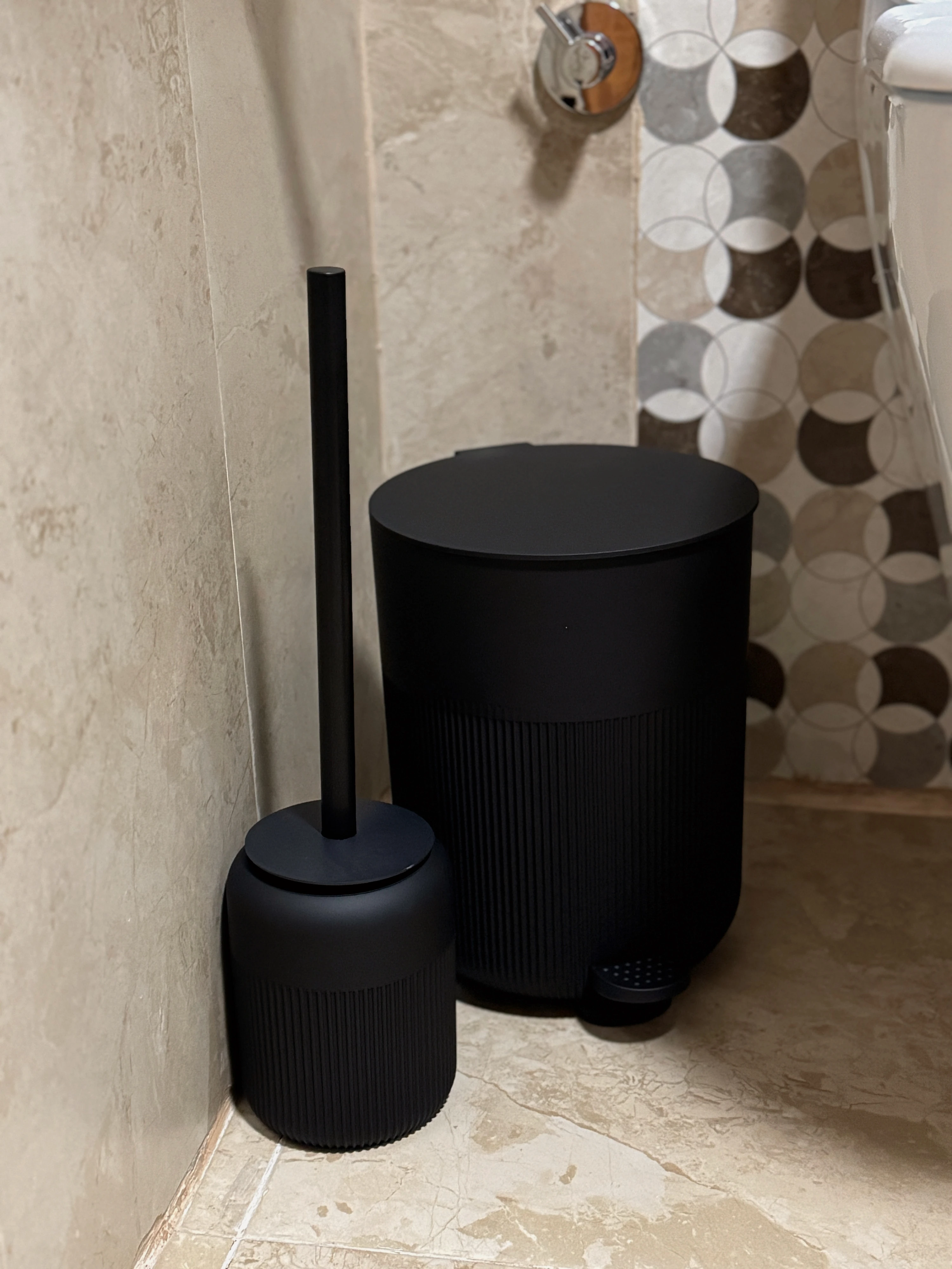 Urban Matte 5’li Banyo Seti Siyah