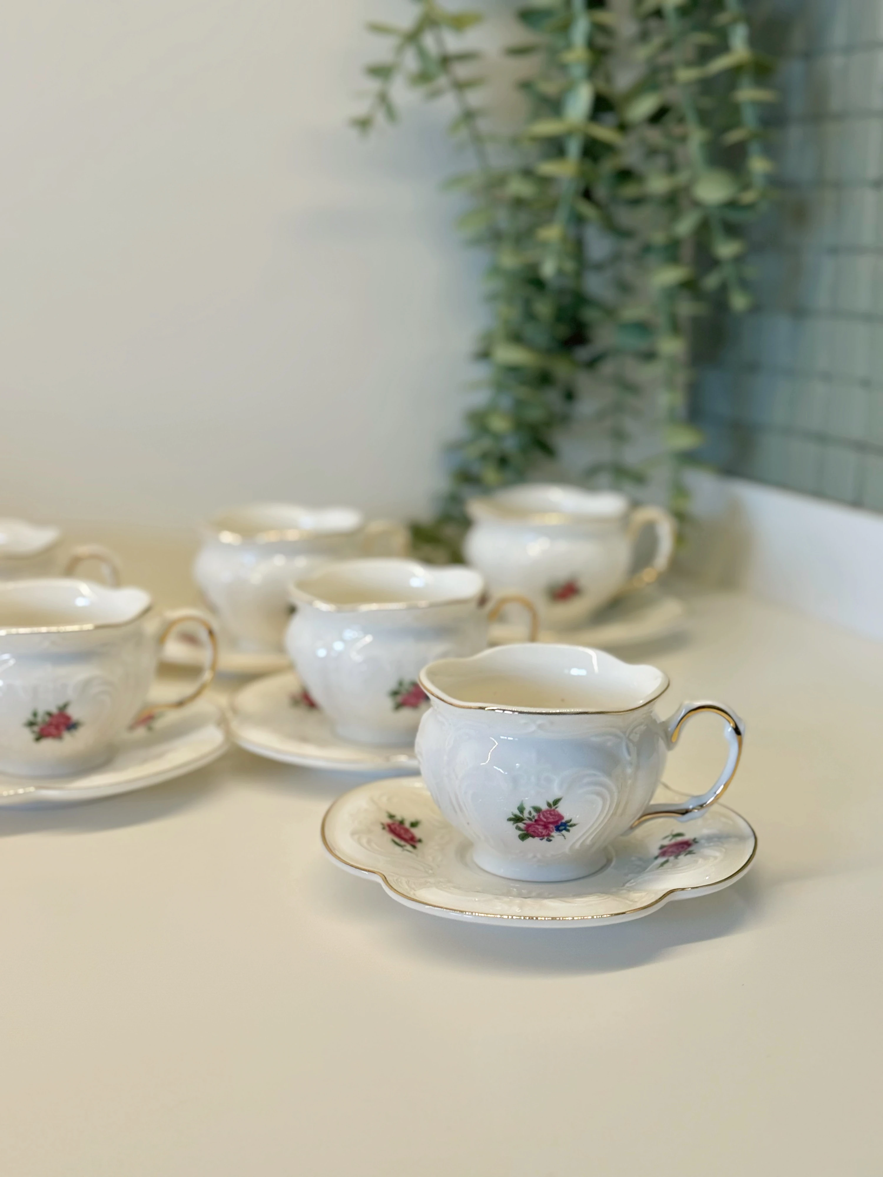 Vintage Güller - 6'lı Kabartma Desenli Fincan Takımı