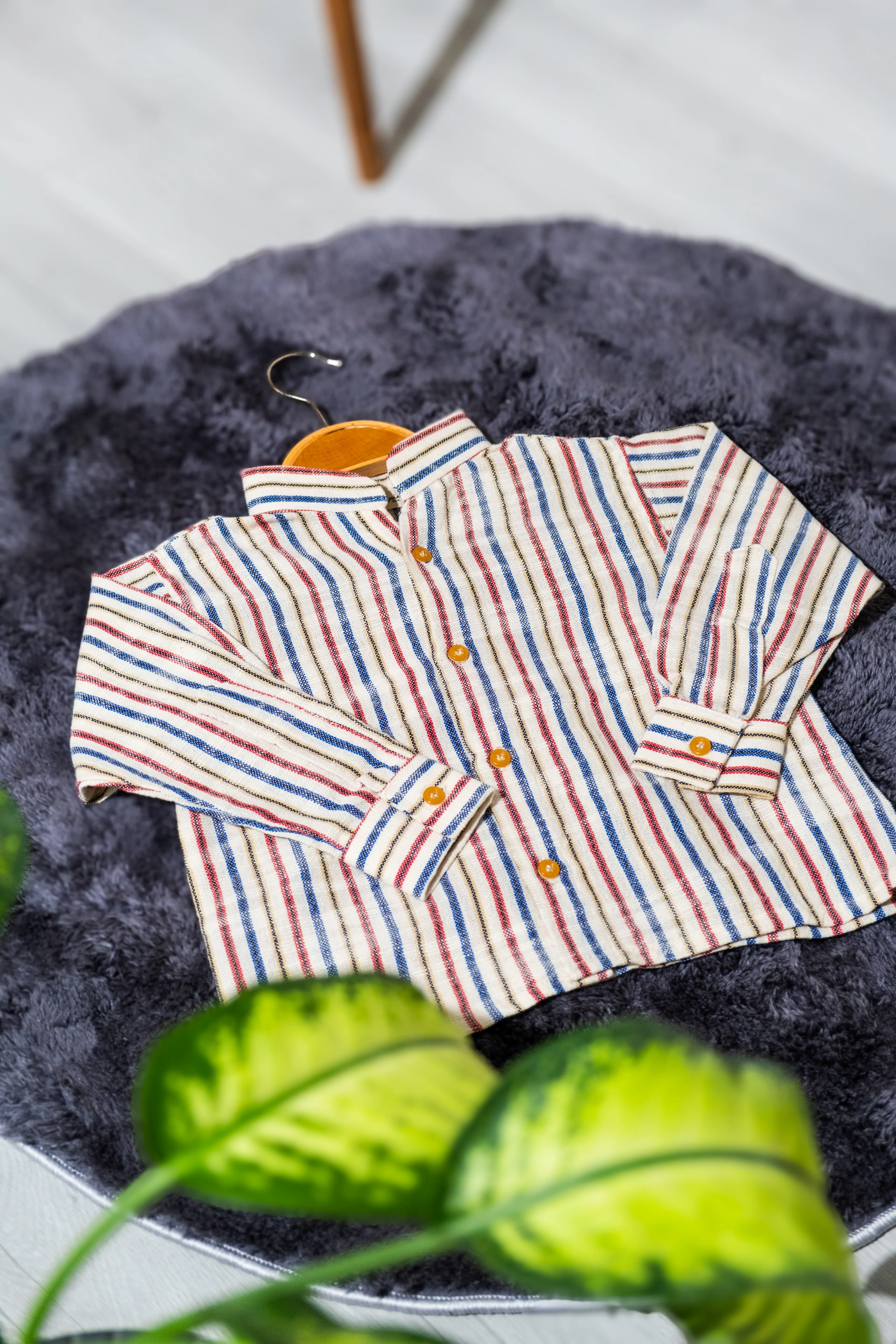 ColorJoy %100 Organik Pamuk Hakim Yaka Uzun kol gömlek