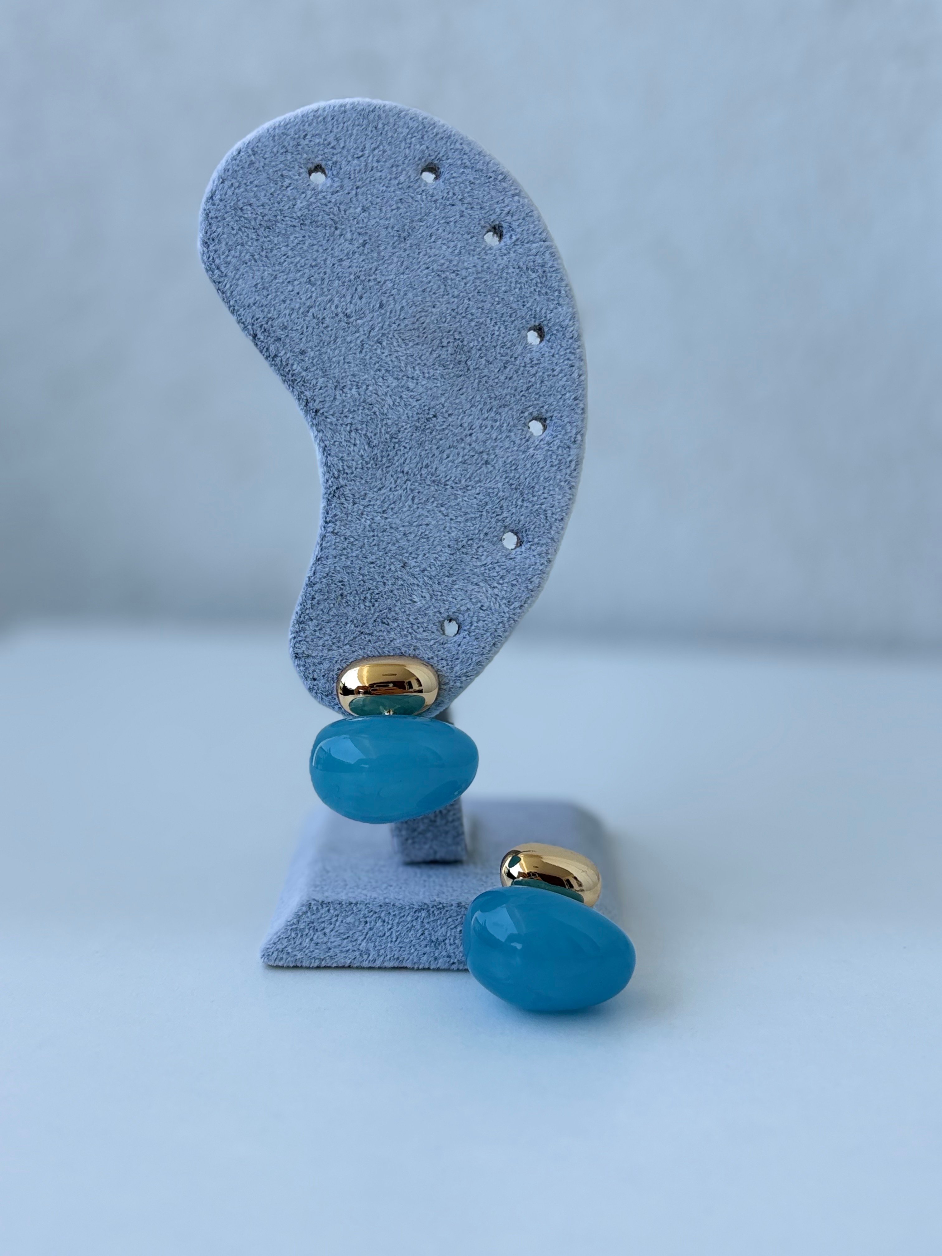 Gold Detaylı Mavi Oval Küpe