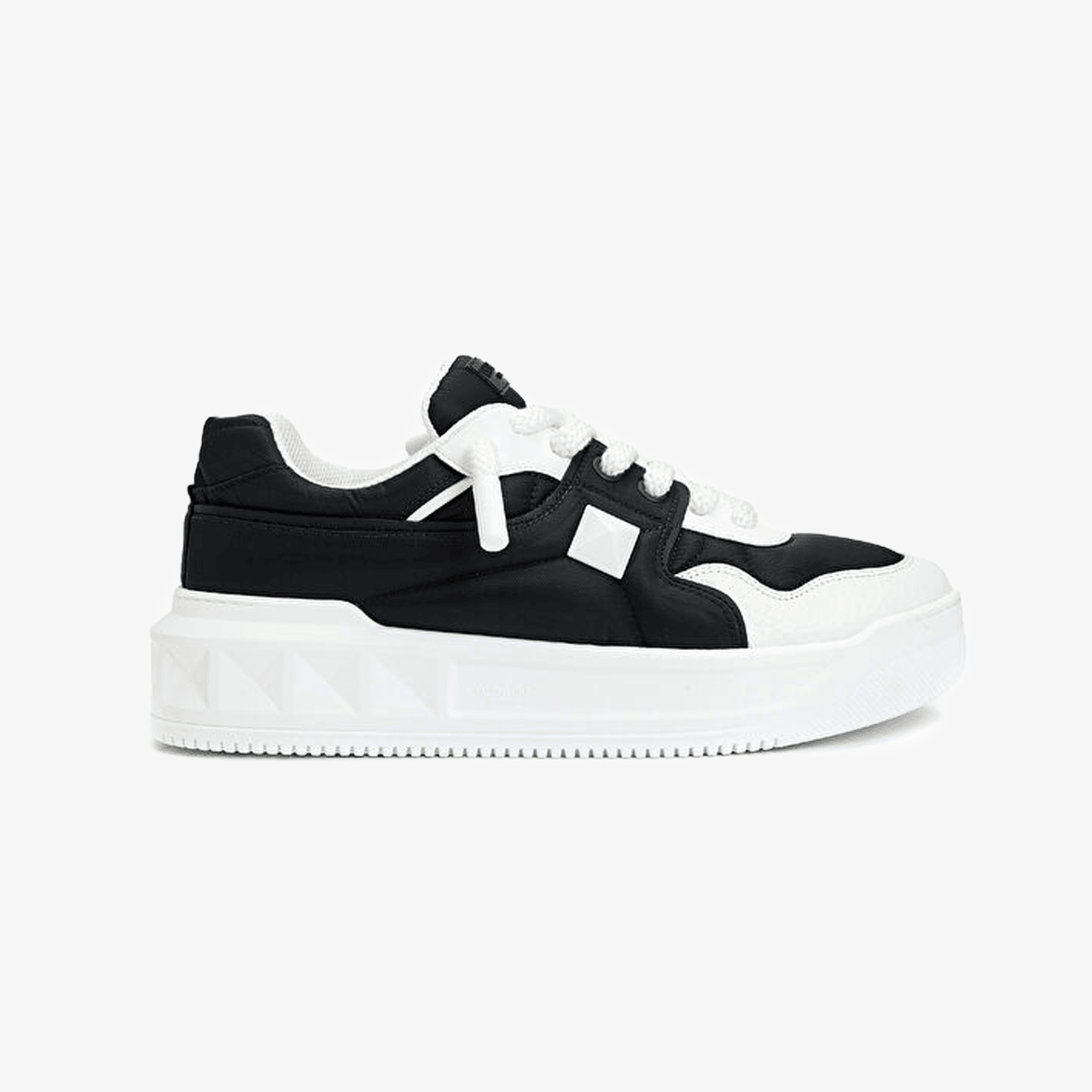 Valentino Garavani Deri Sneaker - Beyaz/Siyah