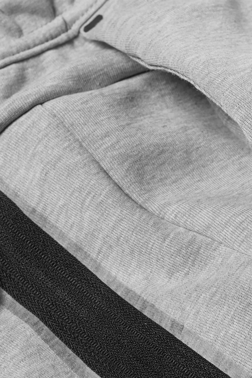 Tech Fleece Şort