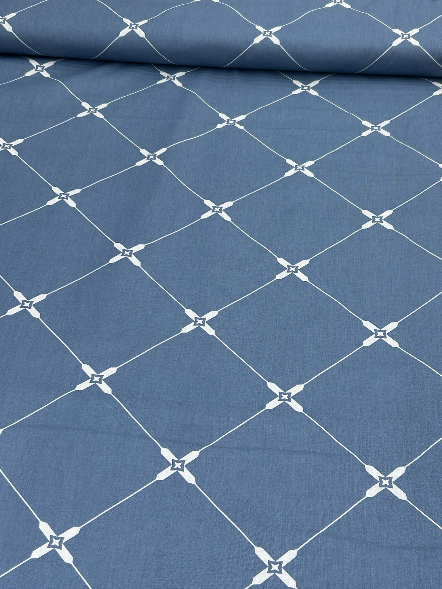 Mavi Papatya Bağlantı Poplin Kumaş