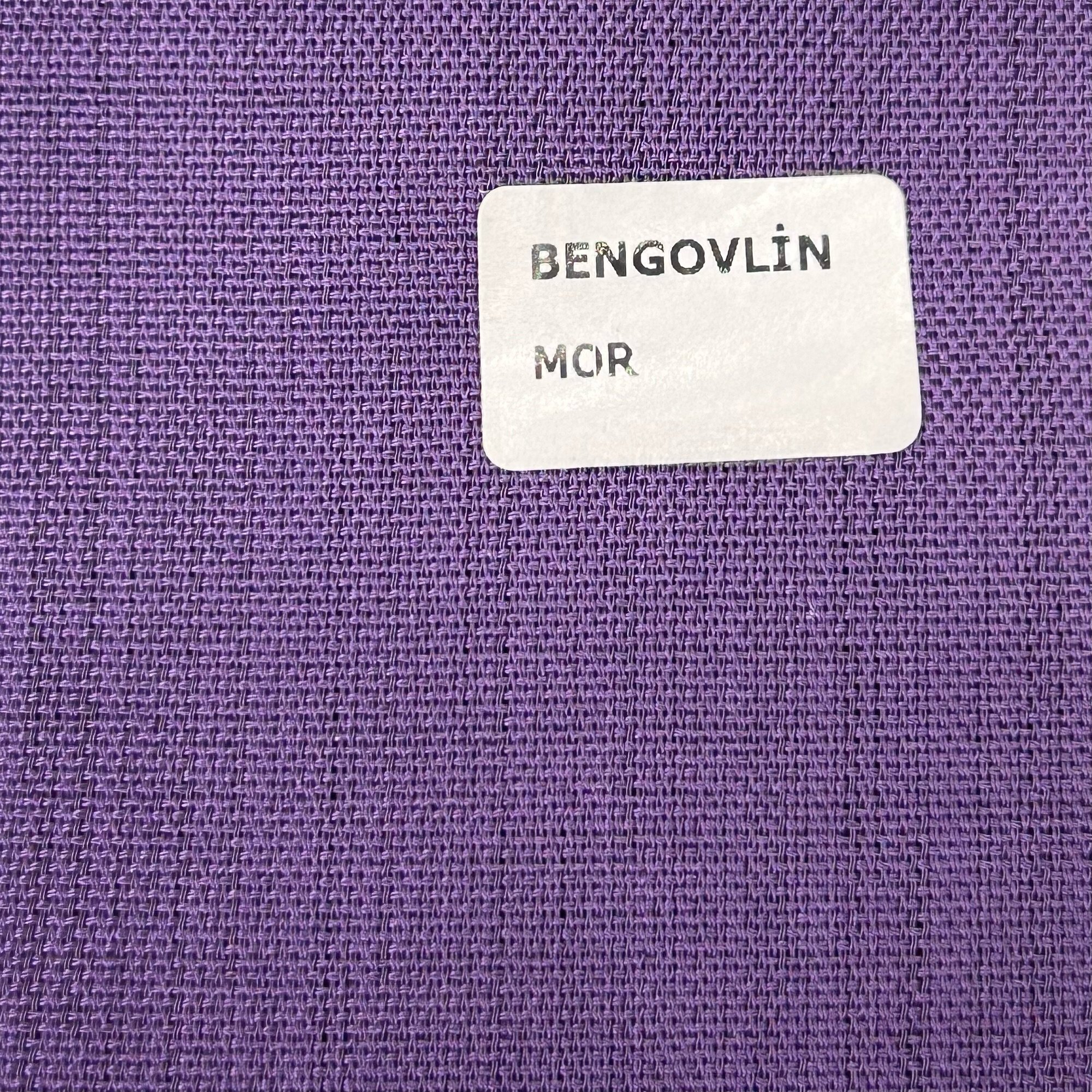 Bengovlin Masa Örtülük Kumaş - Mor