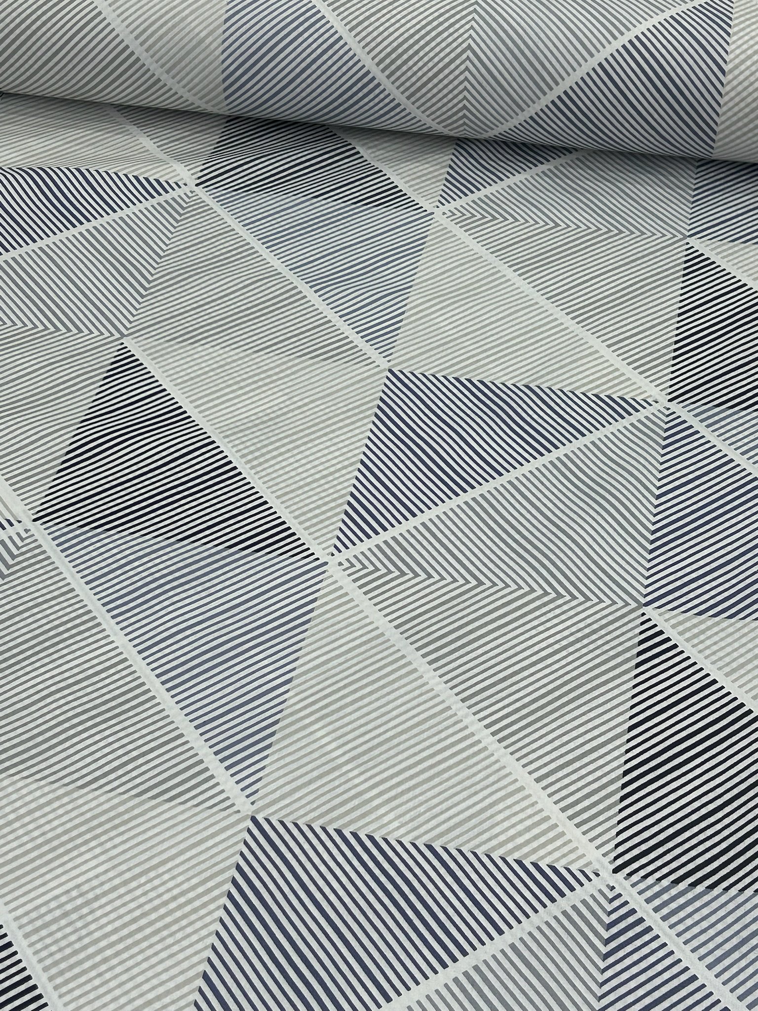 Gece Mavisi Linea Geo Poplin Kumaş