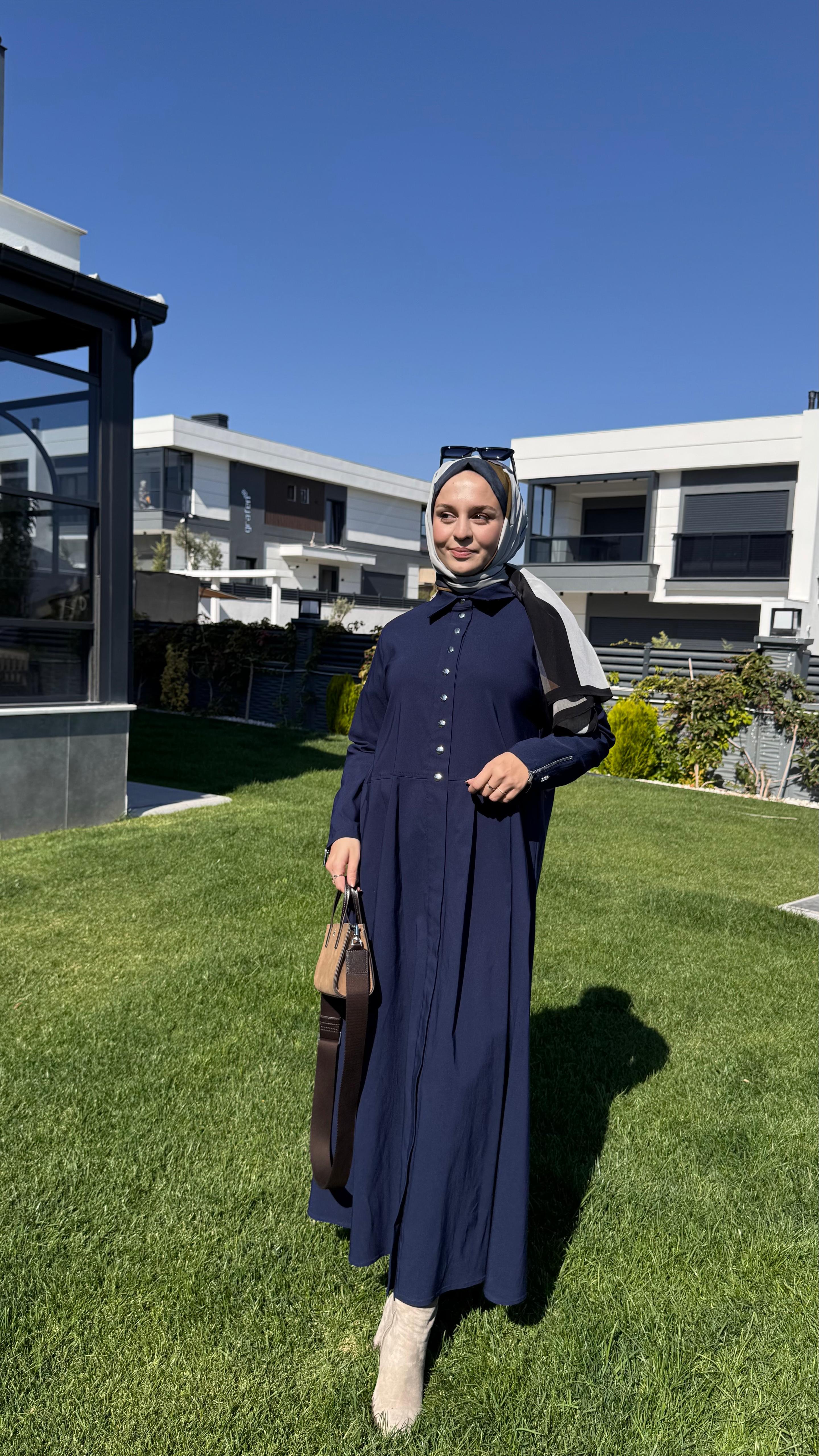 MİSS DALİDA Çıtçıt Detaylı Kap