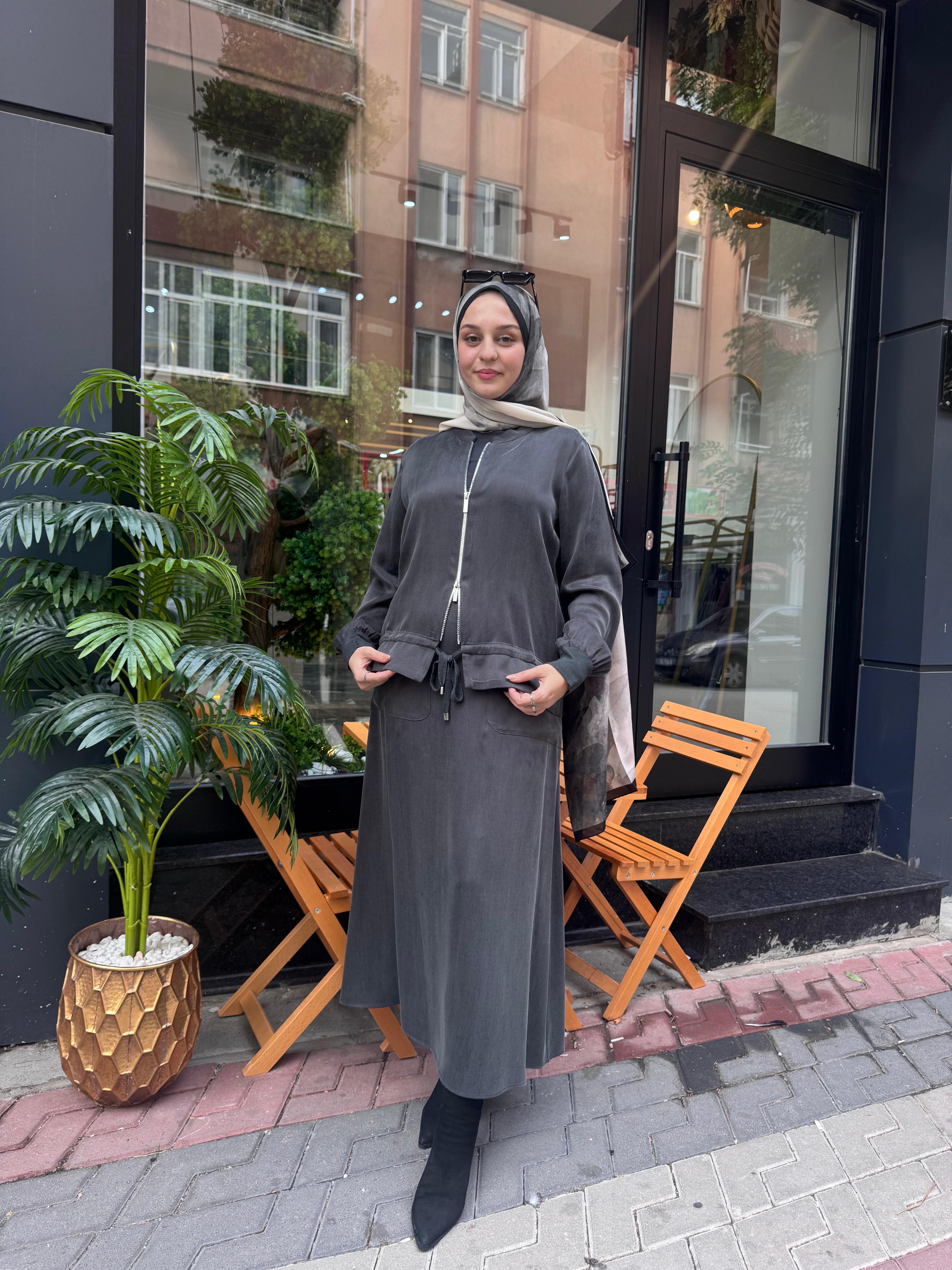 MİSS DALİDA Çift Fermuar Detaylı İpek Qupro Takım