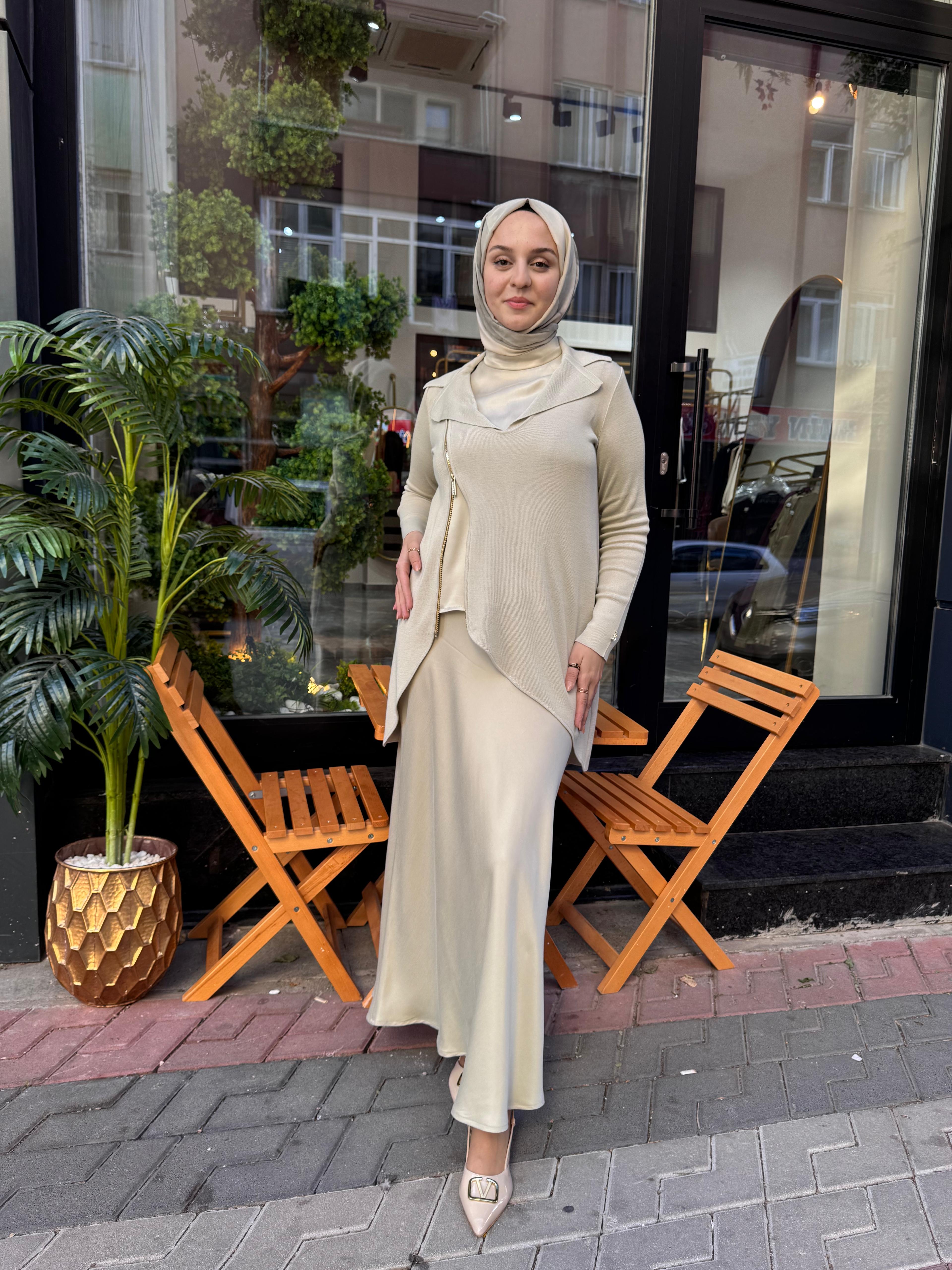 MİSS DALİDA Çelik Örme/İpek Qupro Etekli Takım