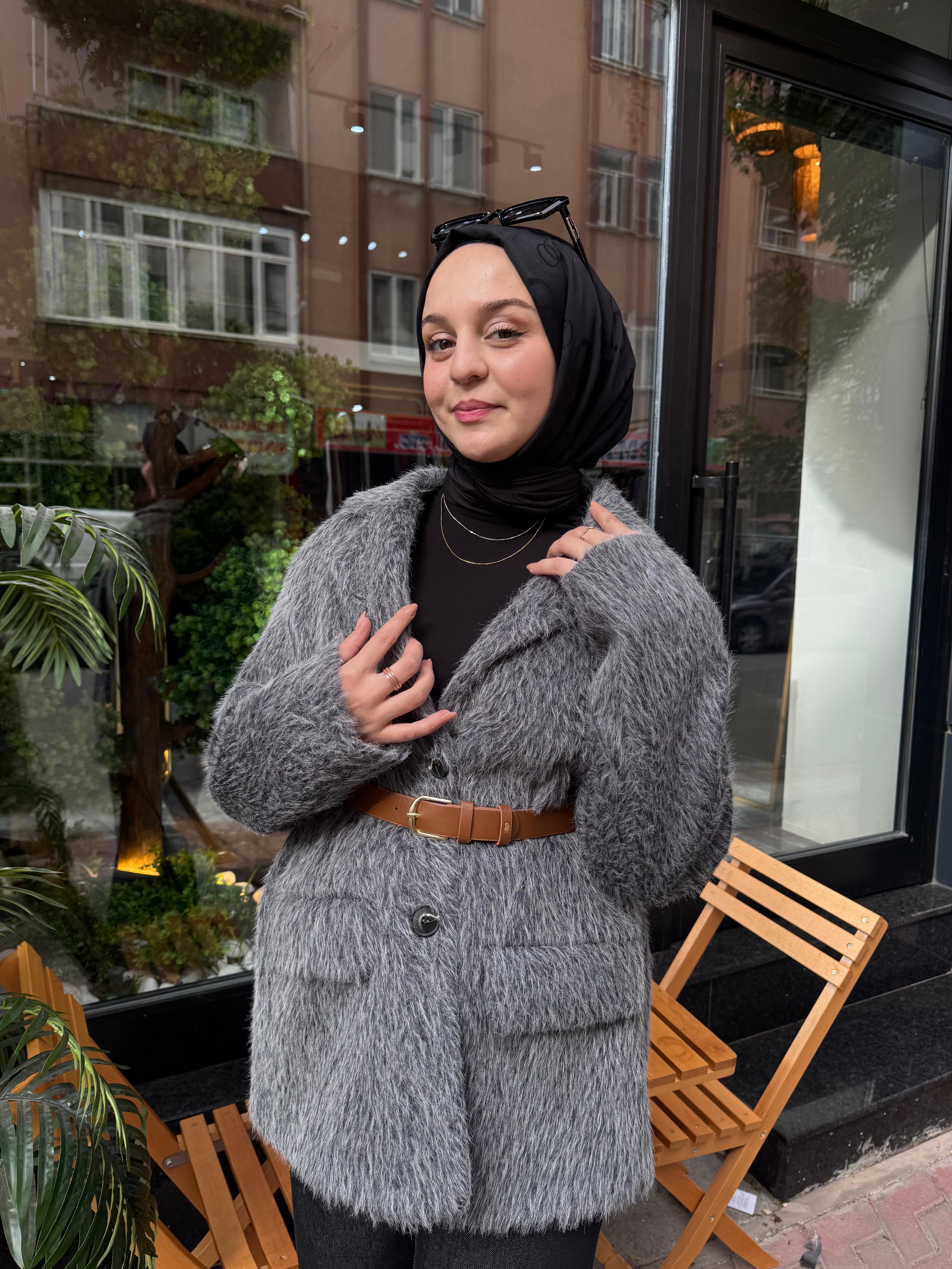 MİSSEMRAMİSS Tüy Detaylı Kaban