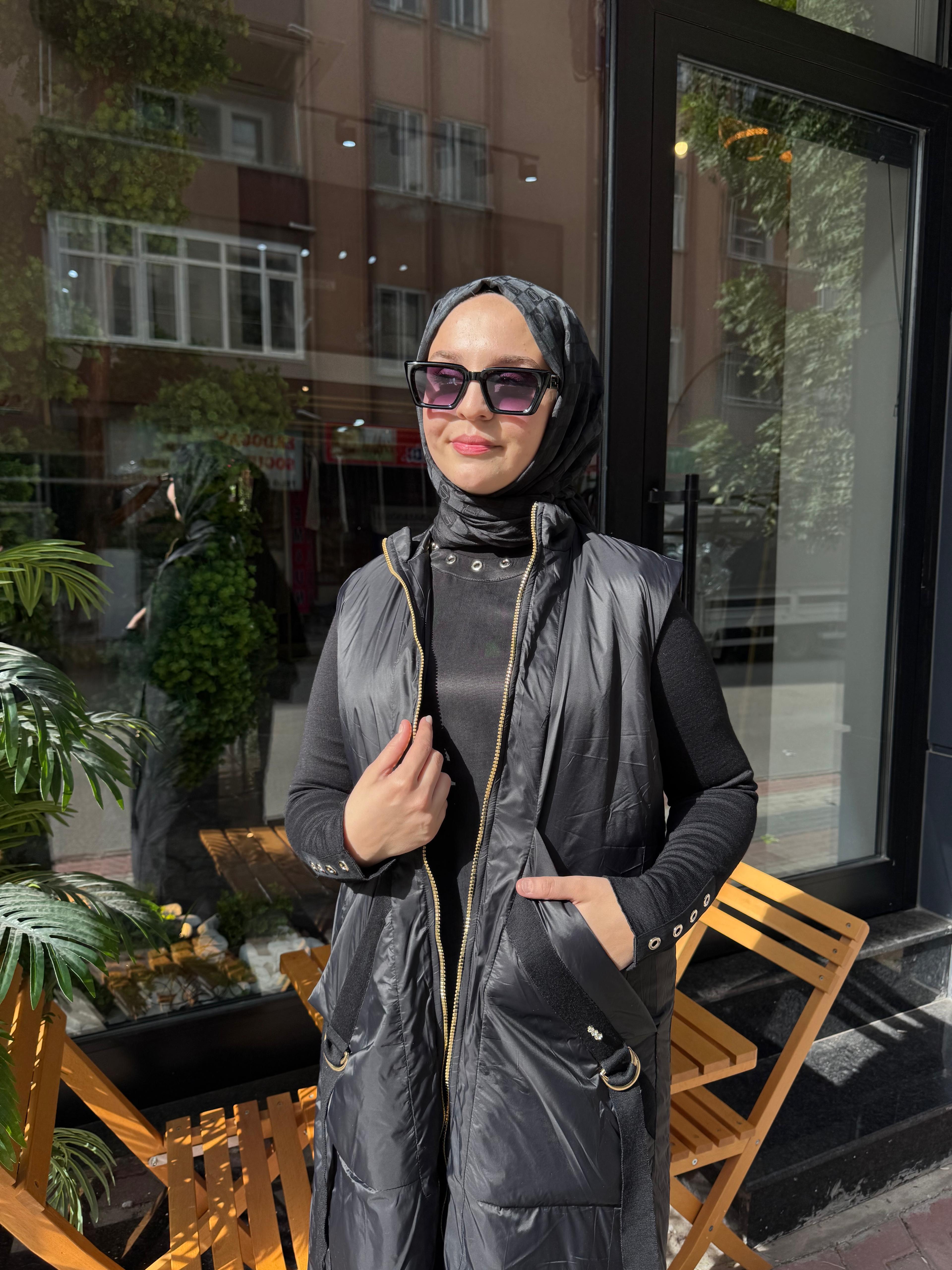 MİSS DALİDA İç astarı yün triko Yelek